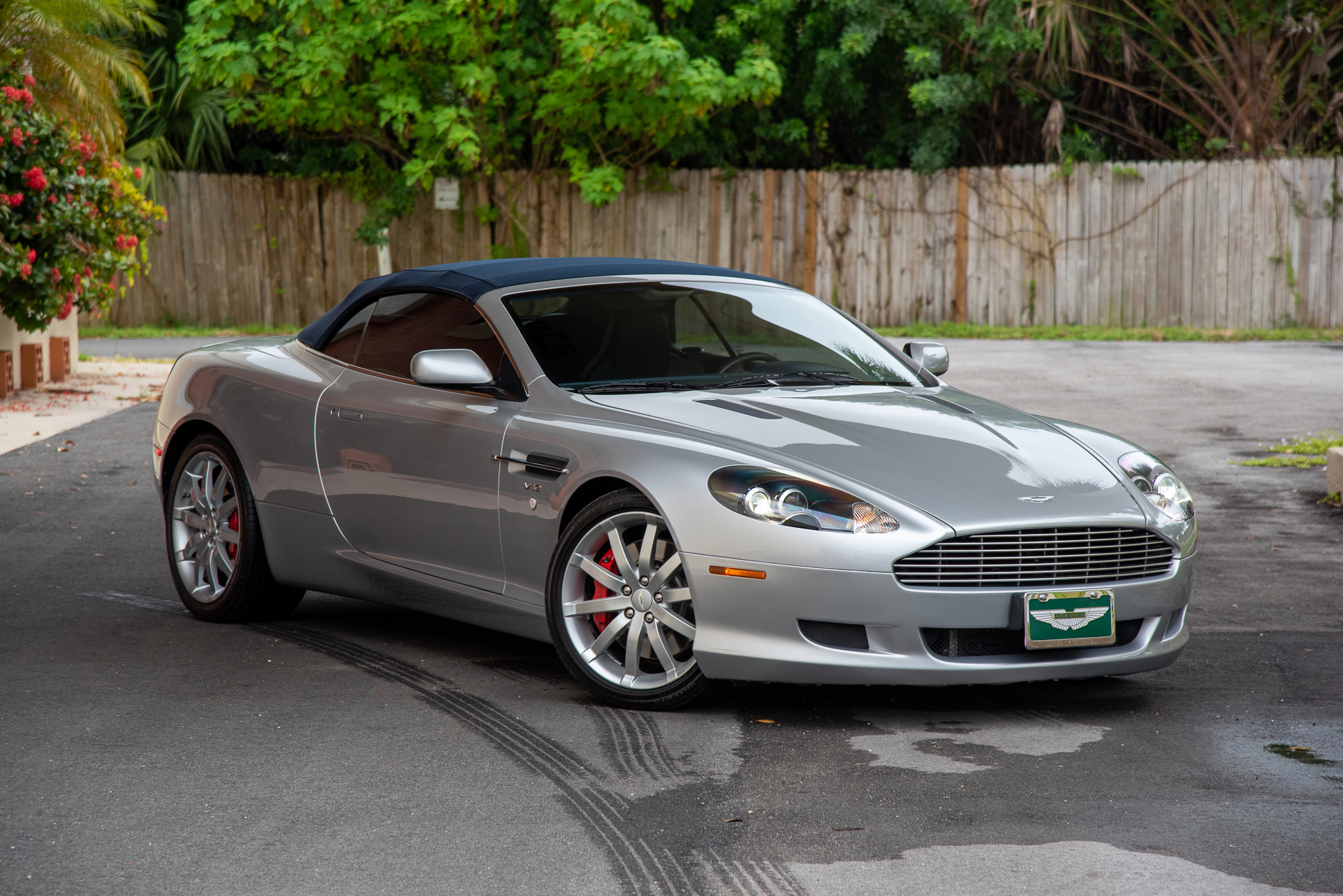 Aston Martin Db Volante Image Abyss