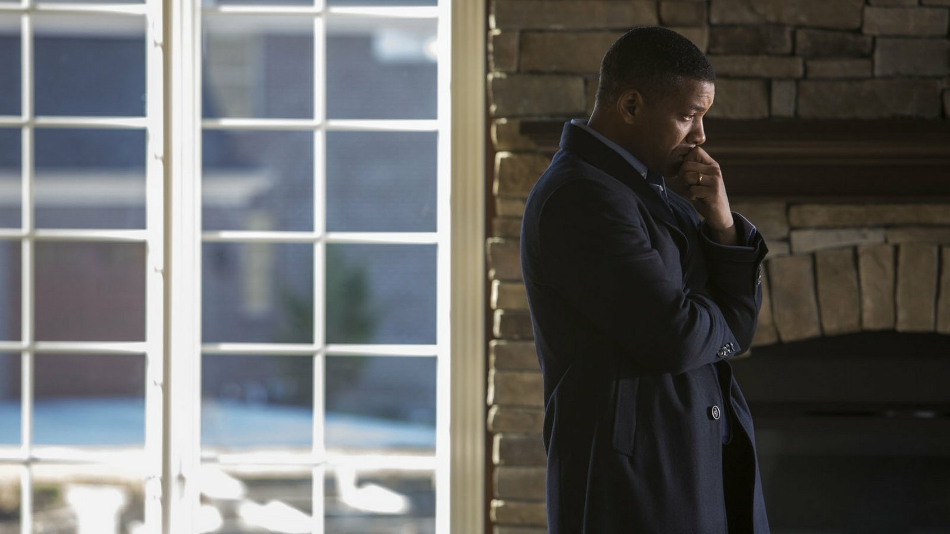 movie Concussion (2015) Image