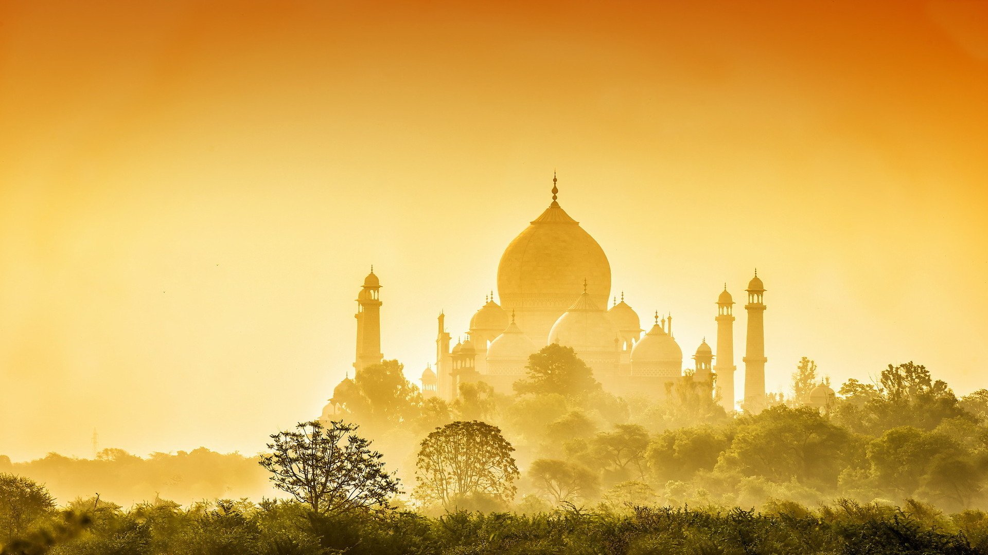 man made Taj Mahal Image