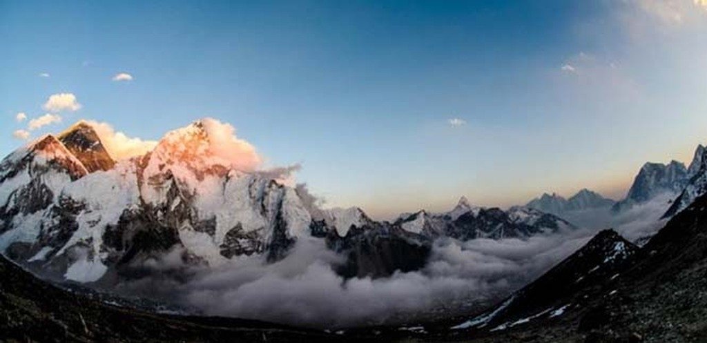 Highest point in the world Mount Everest