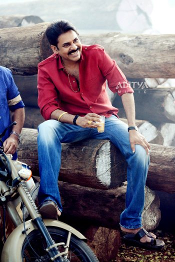 Smoky Design pawankalyan actor pawan kalyan ram charan tollywood wallpaper  Poster Price in India - Buy Smoky Design pawankalyan actor pawan kalyan ram  charan tollywood wallpaper Poster online at Flipkart.com