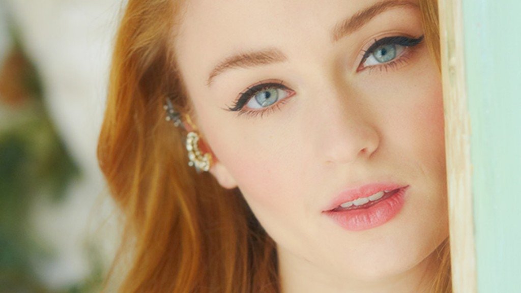 Celebrity Sophie Turner Image