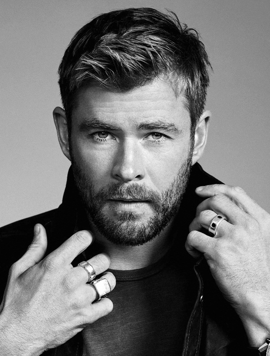 Celebrity Chris Hemsworth Image