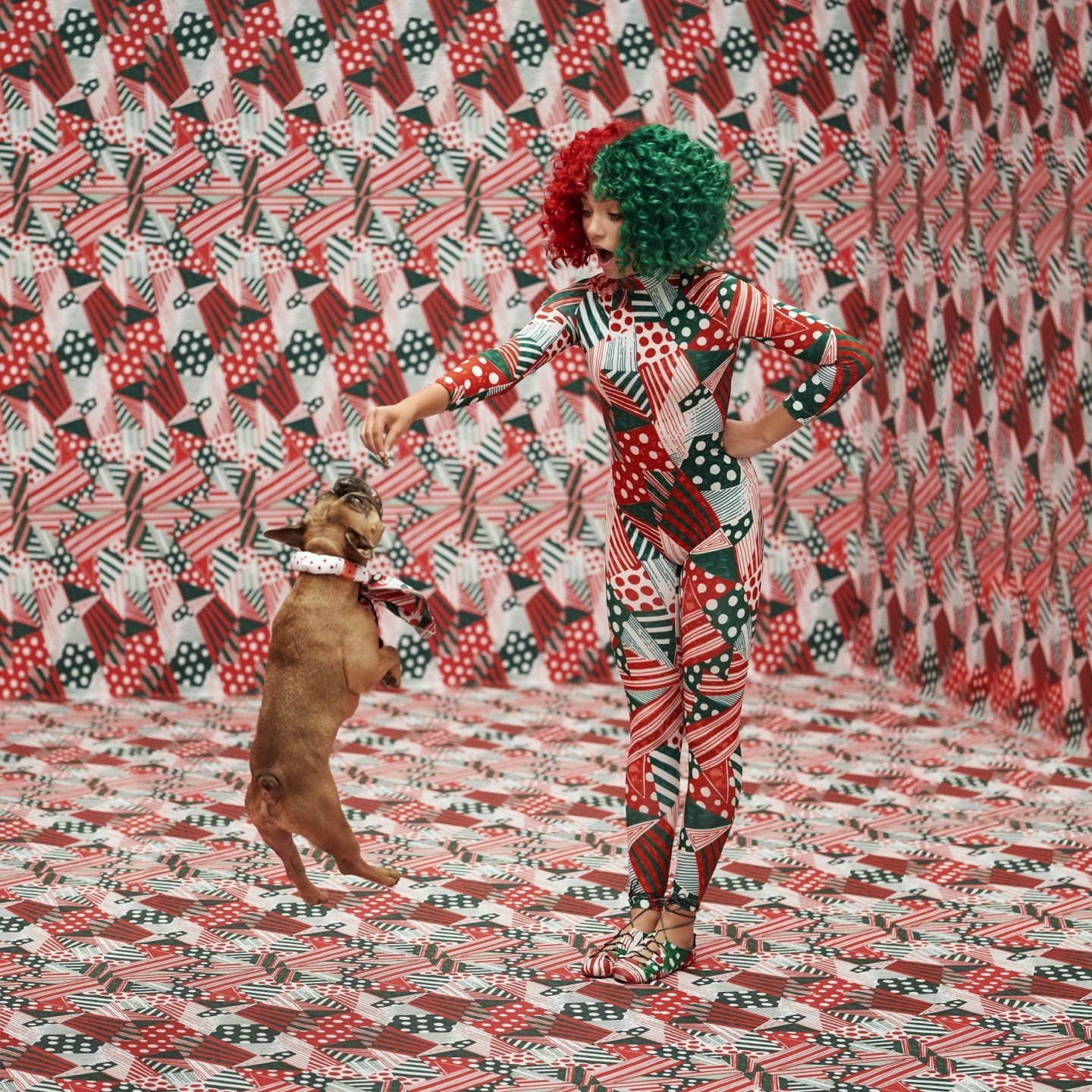  S I A - Everyday Is Christmas