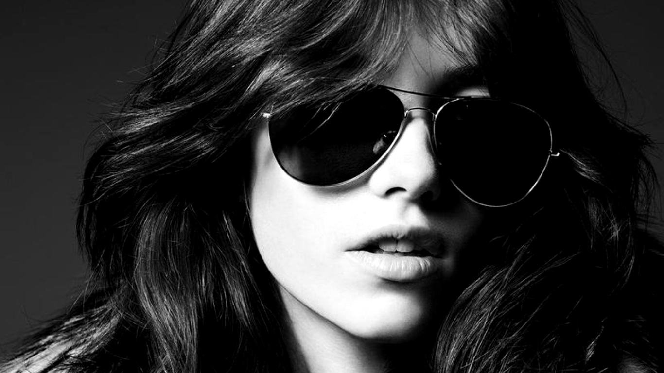 woman Grace Hartzel Image