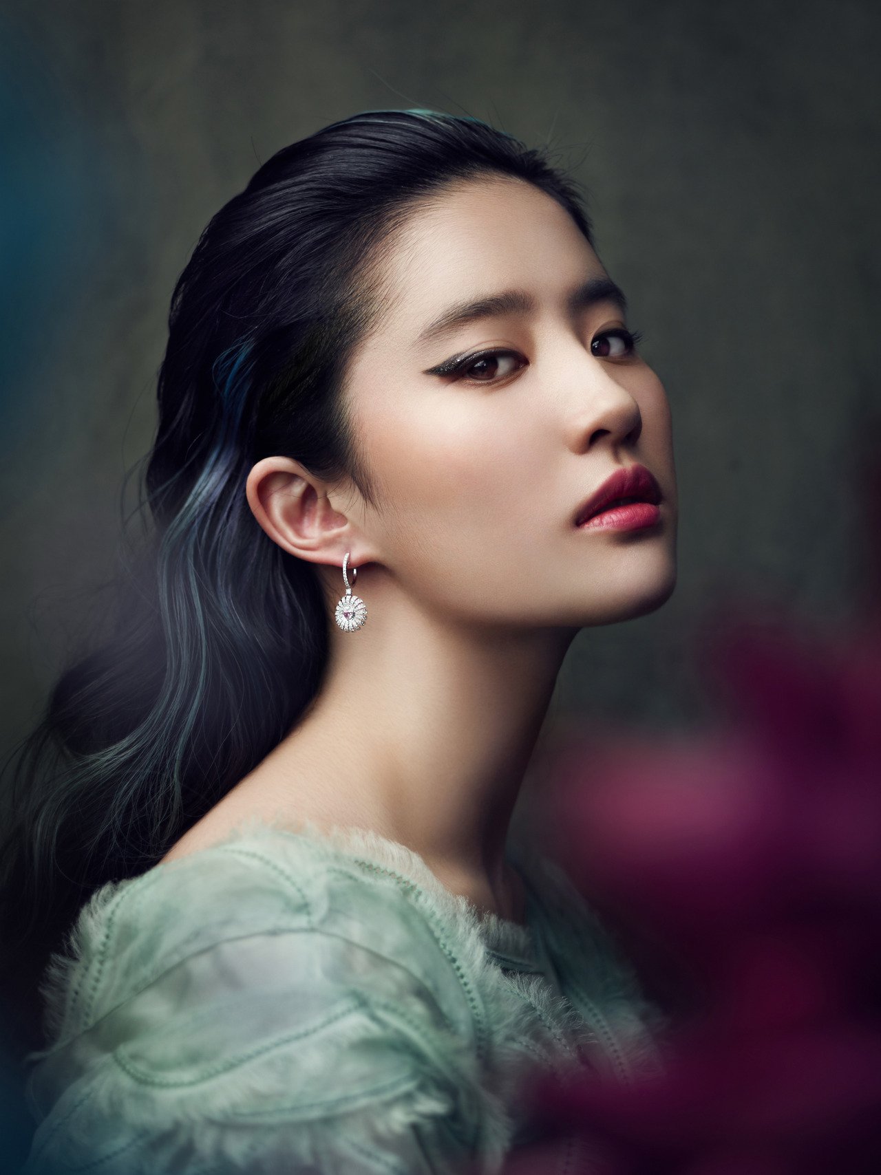 Celebrity Liu Yifei portrait cute model Image