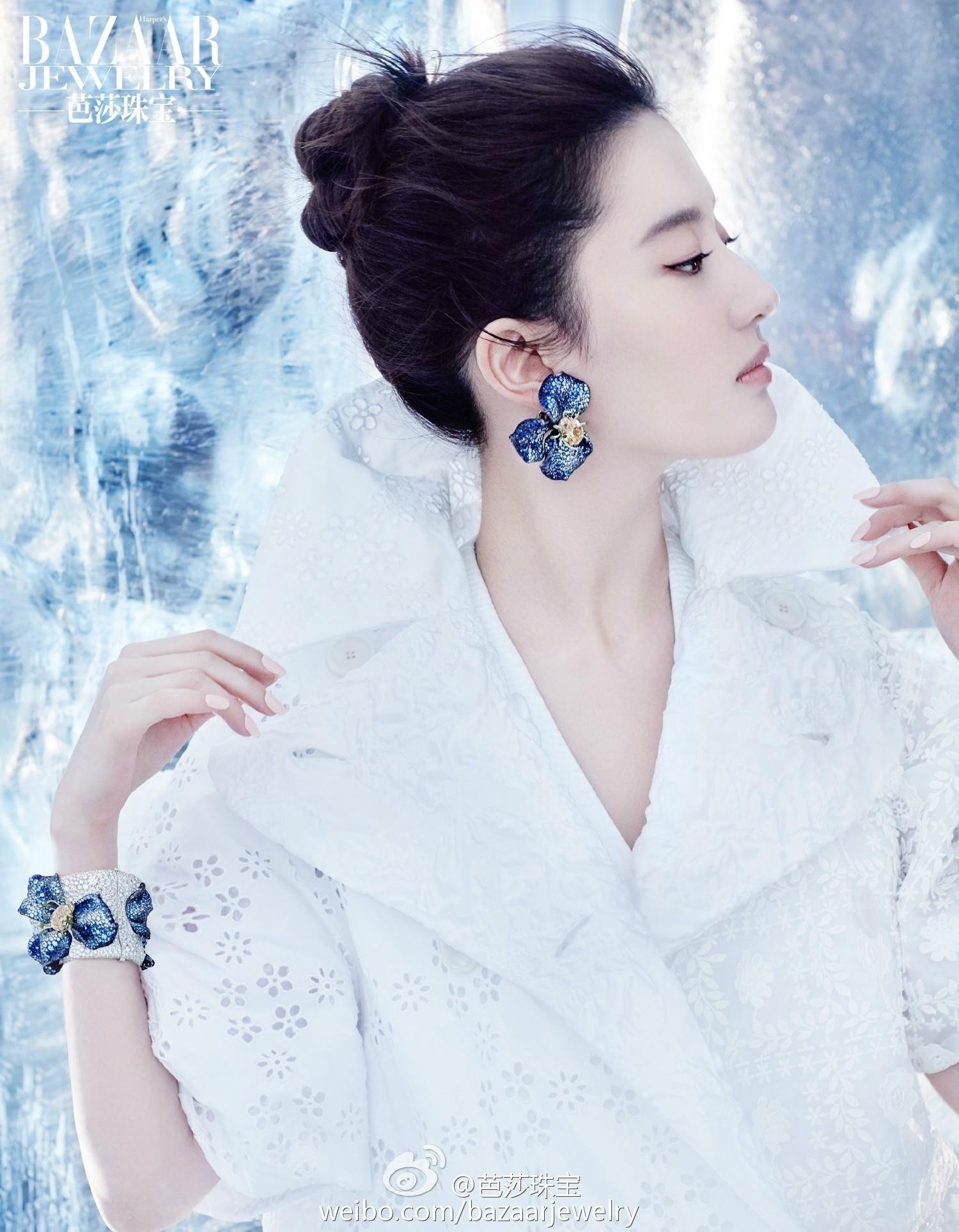 Celebrity Liu Yifei fashion model jewelry Image