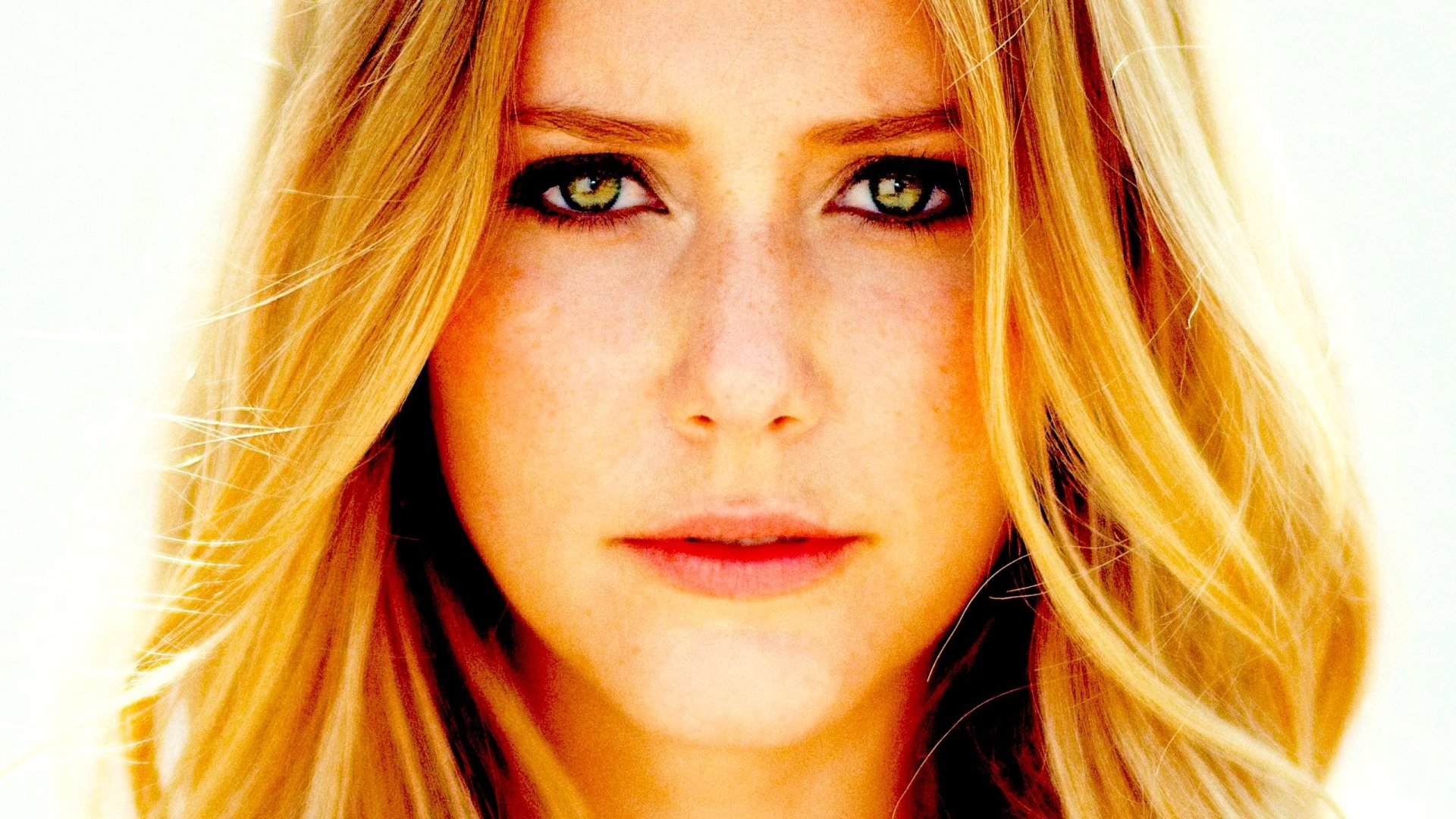 Julianna Guill - Desktop Wallpapers, Phone Wallpaper, PFP, Gifs, and More!