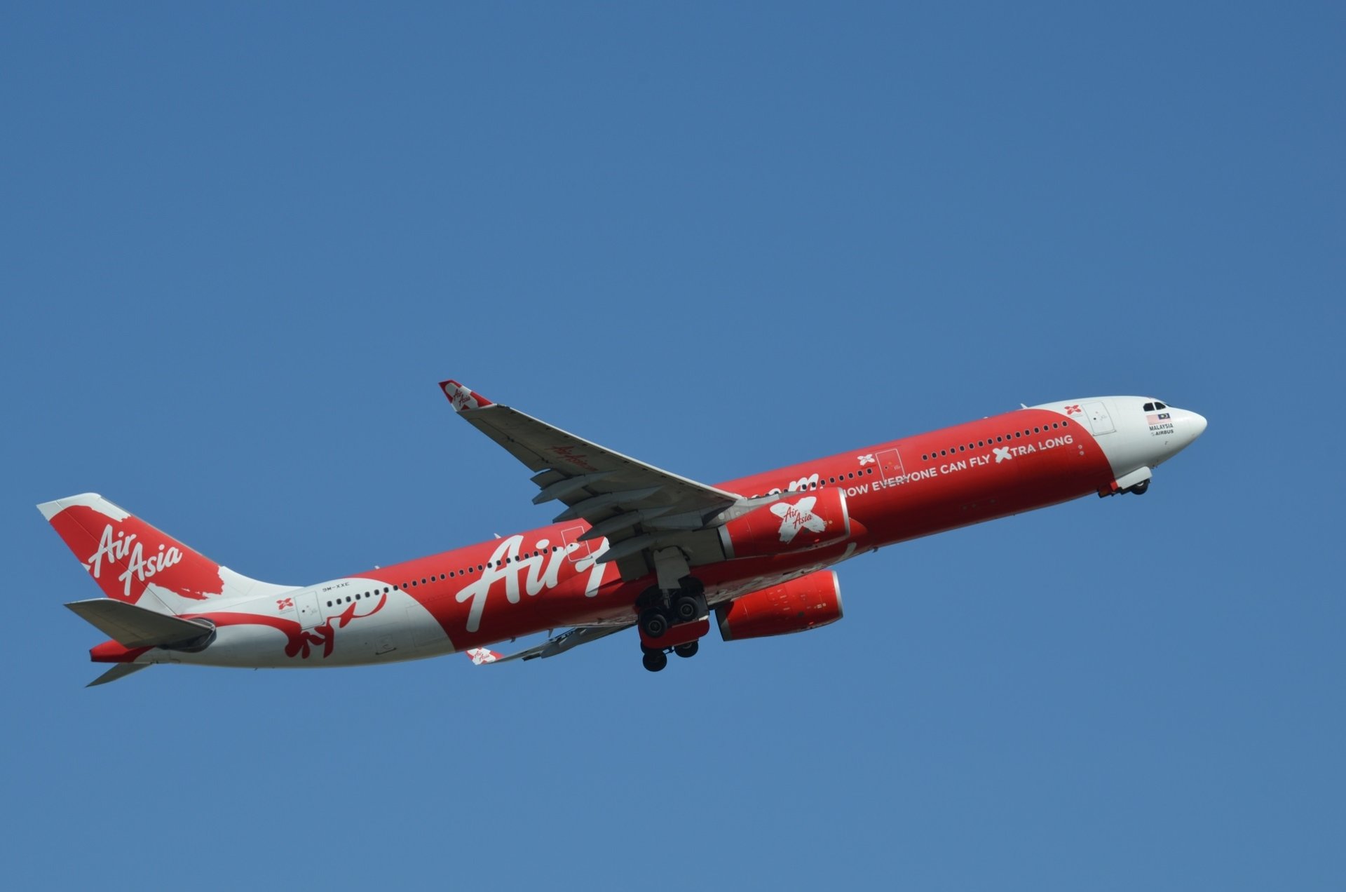  9M-XXE AirAsia X Airbus A330-343 over Sydney Airport