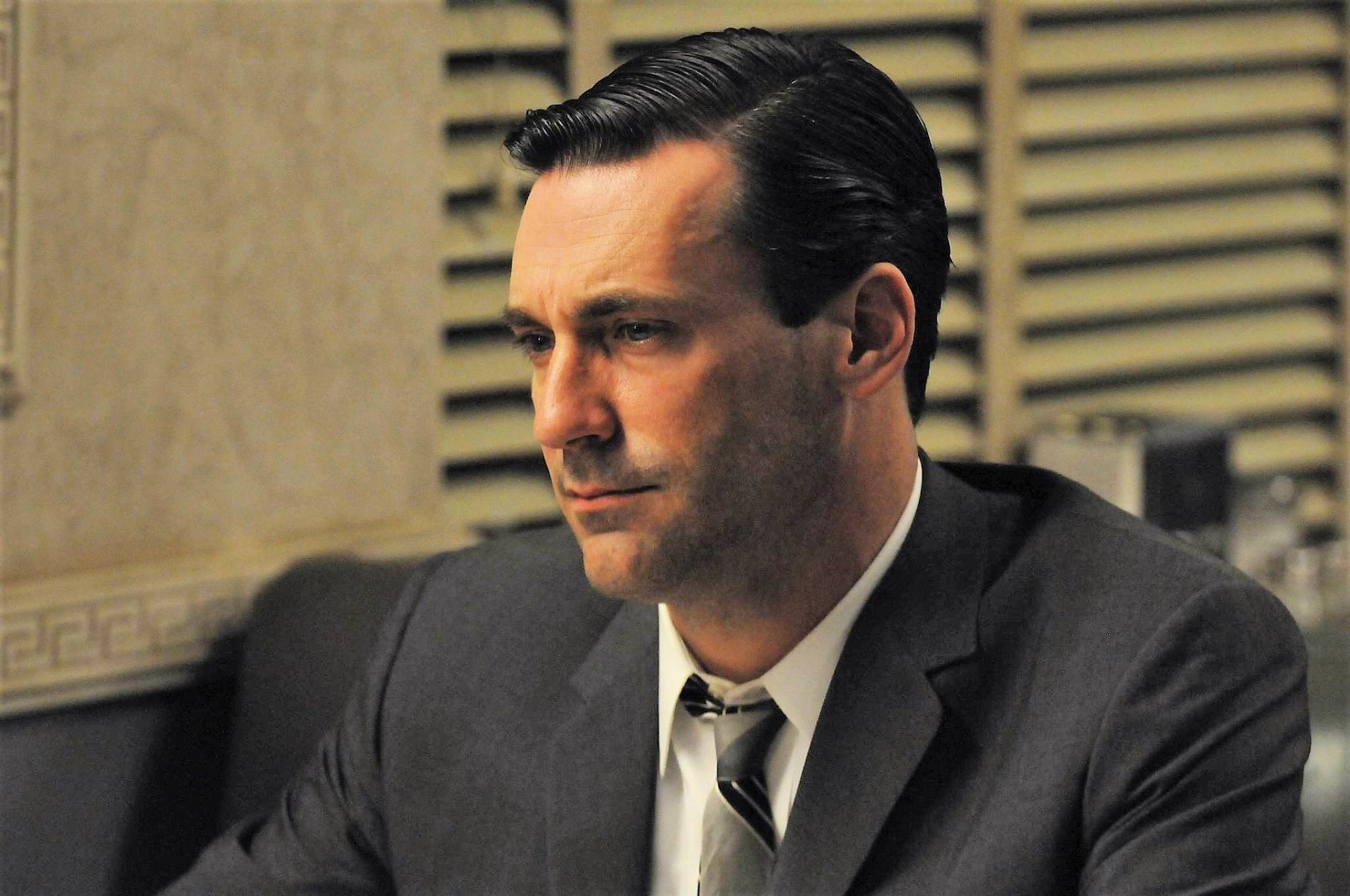 Don Draper actor Jon Hamm TV Show Mad Men Image