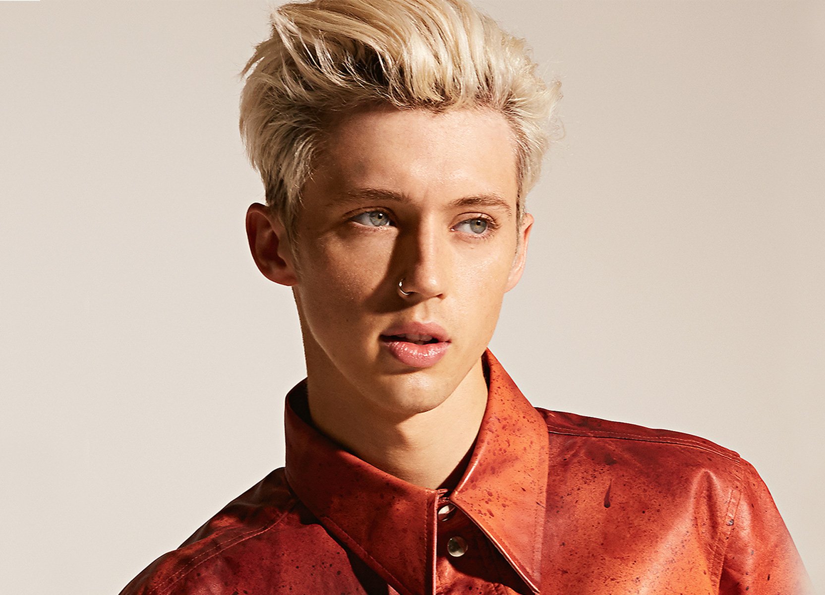 Troye Sivan - Desktop Wallpapers, Phone Wallpaper, PFP, Gifs, and More!