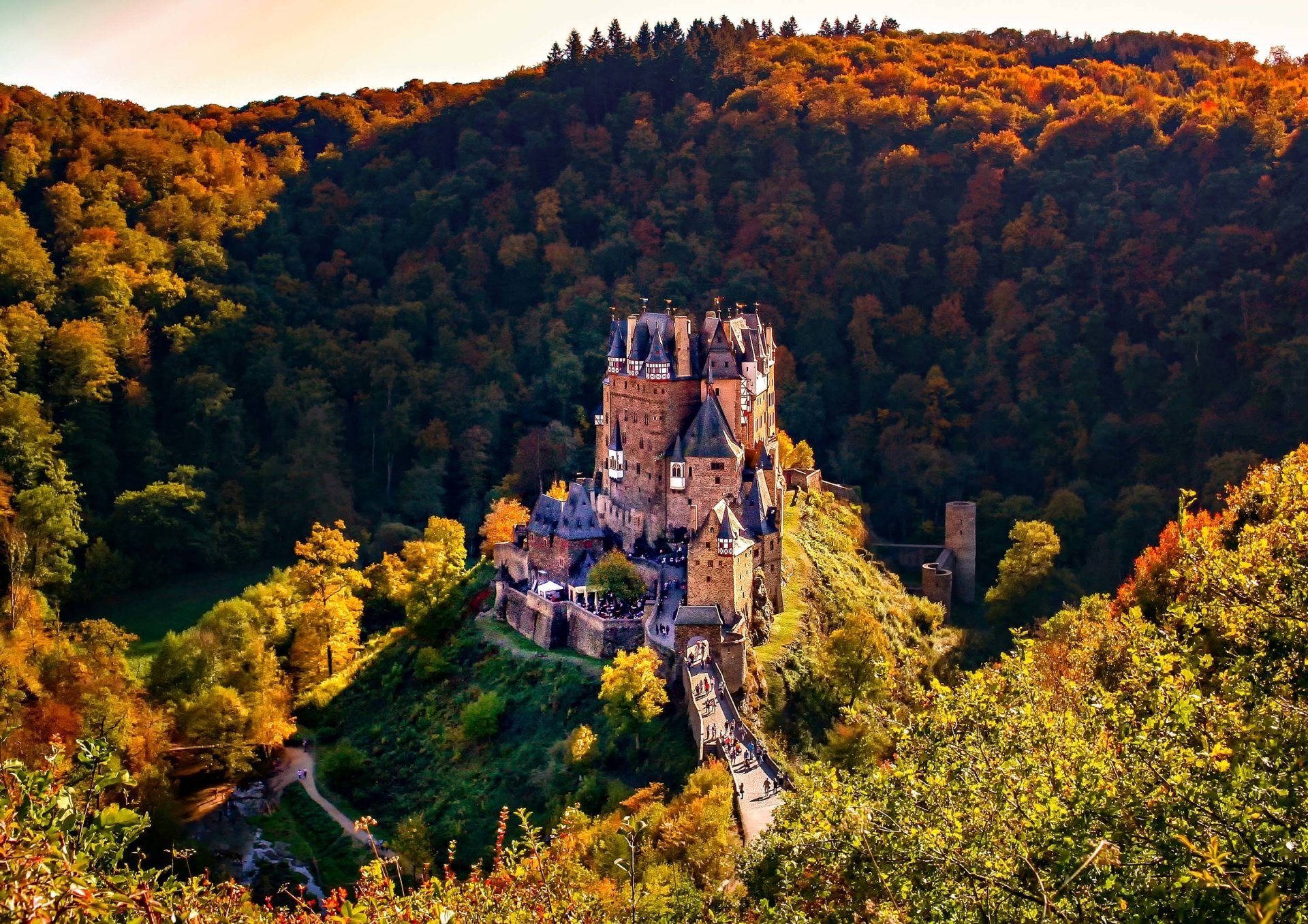 castle man made Eltz Castle Image
