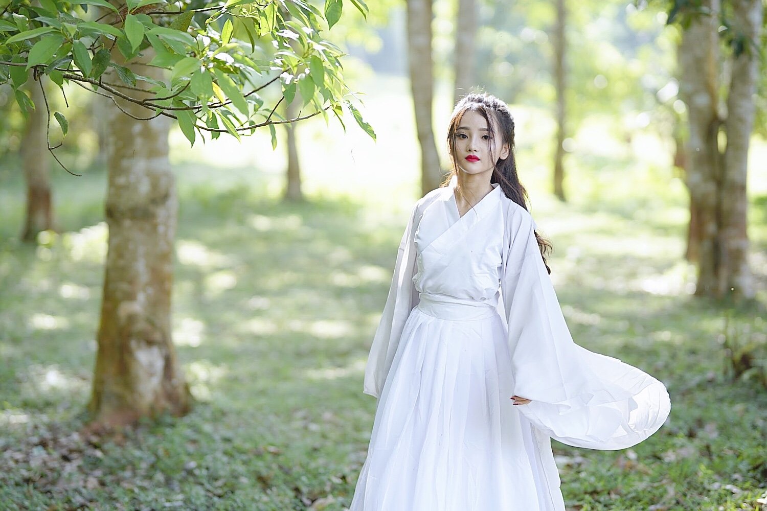 woman Ngọc Trinh Image