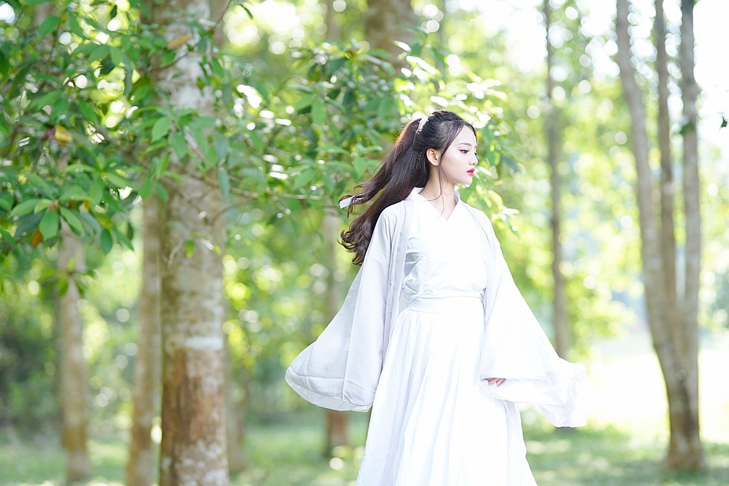 woman Ngọc Trinh Image