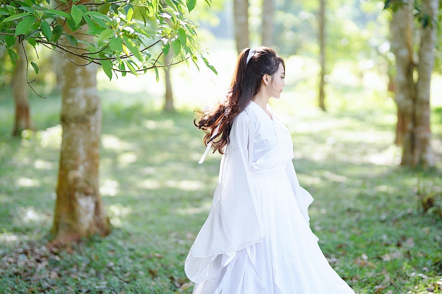 woman Ngọc Trinh Image