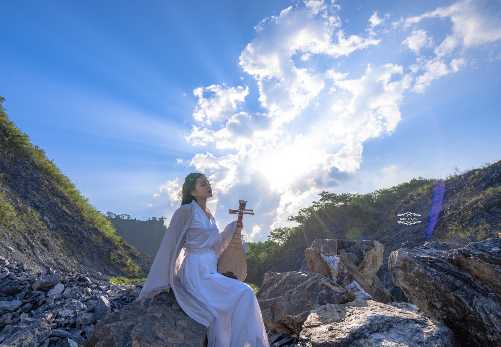 woman Ngọc Trinh Image