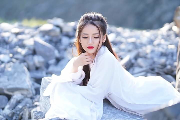 woman Ngọc Trinh Image