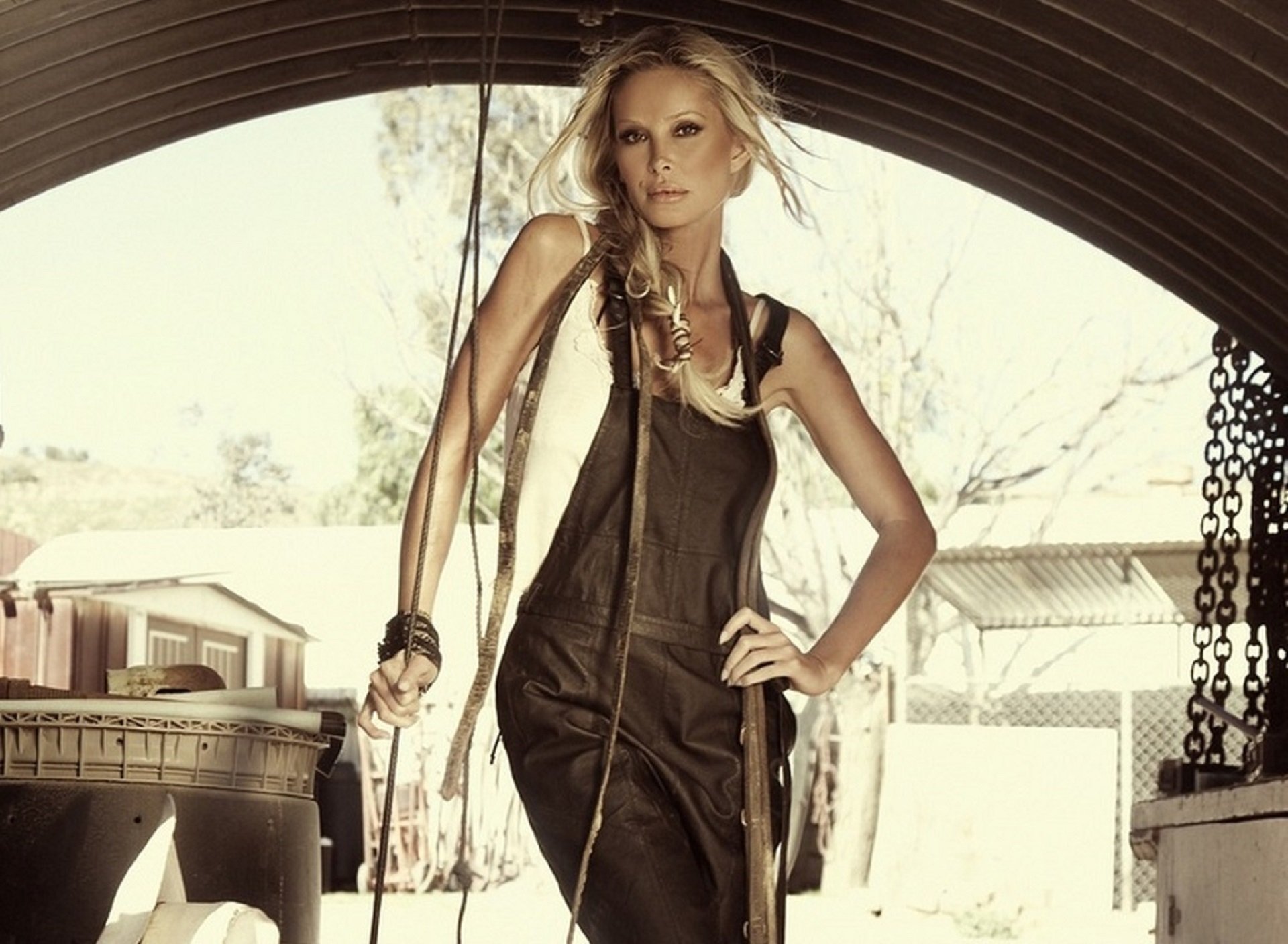 Celebrity Monica Hansen Image