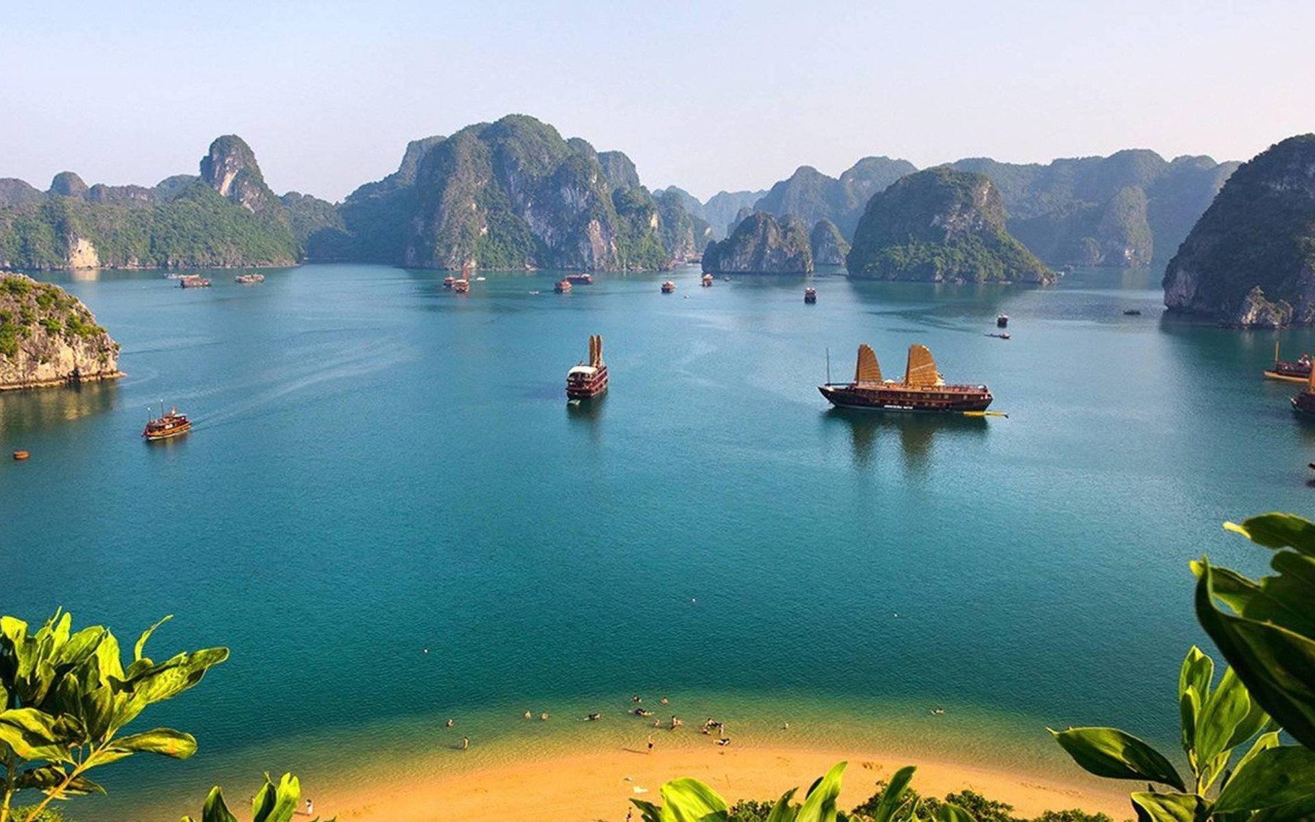  Ha Long Bay in Vietnam