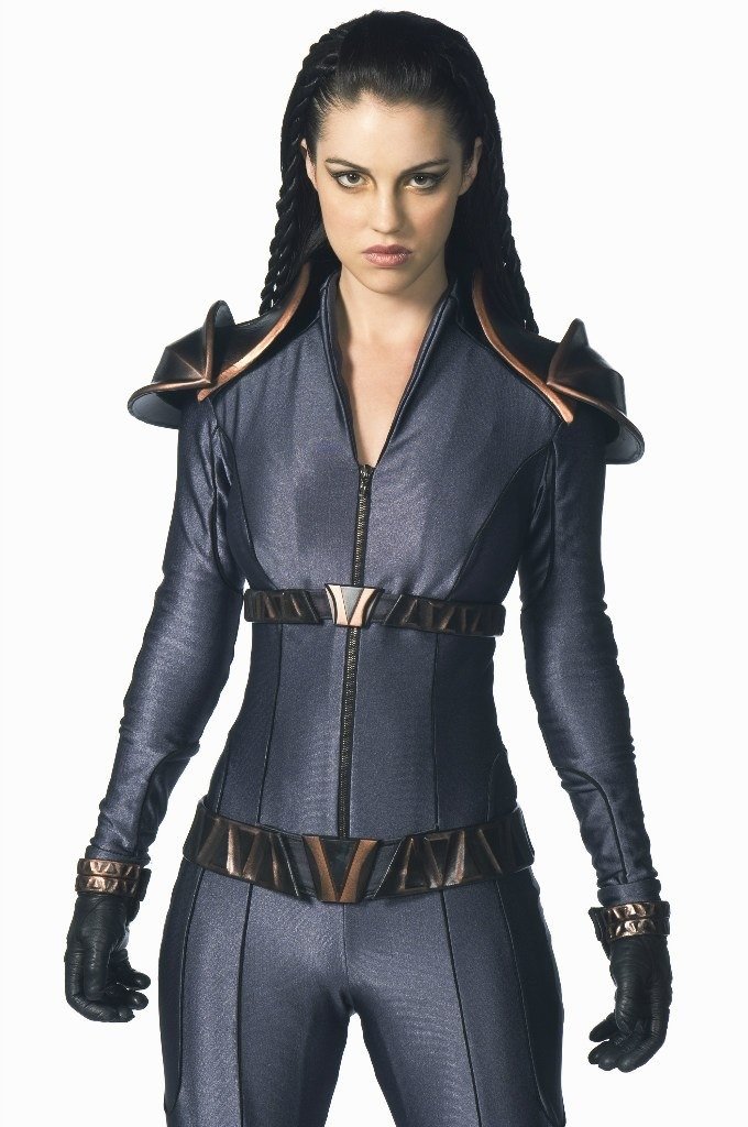 Celebrity Adelaide Kane Image