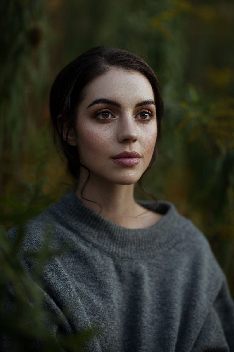 Celebrity Adelaide Kane Image