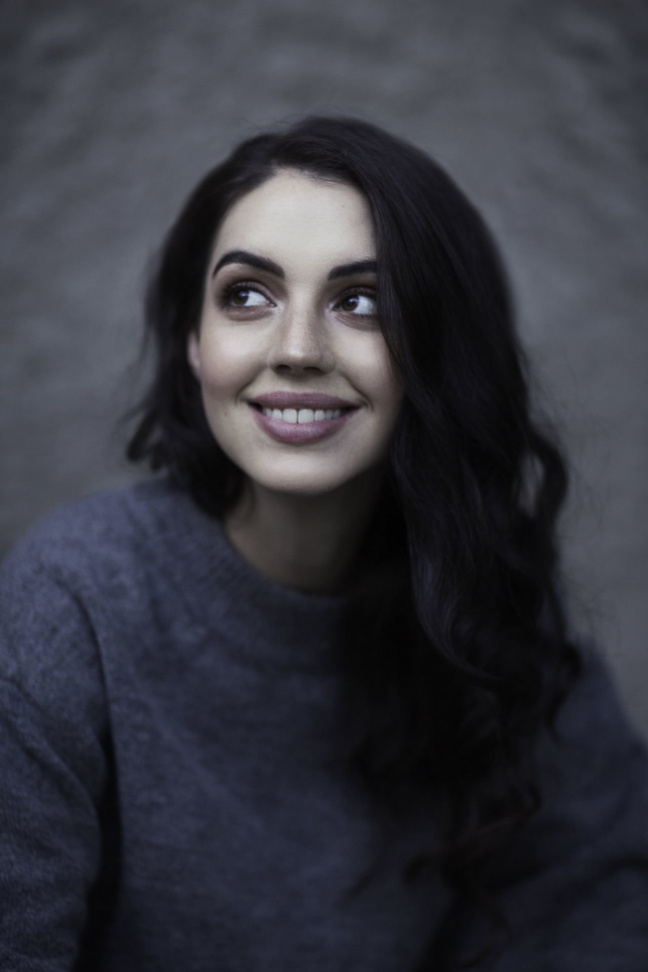 Celebrity Adelaide Kane Image