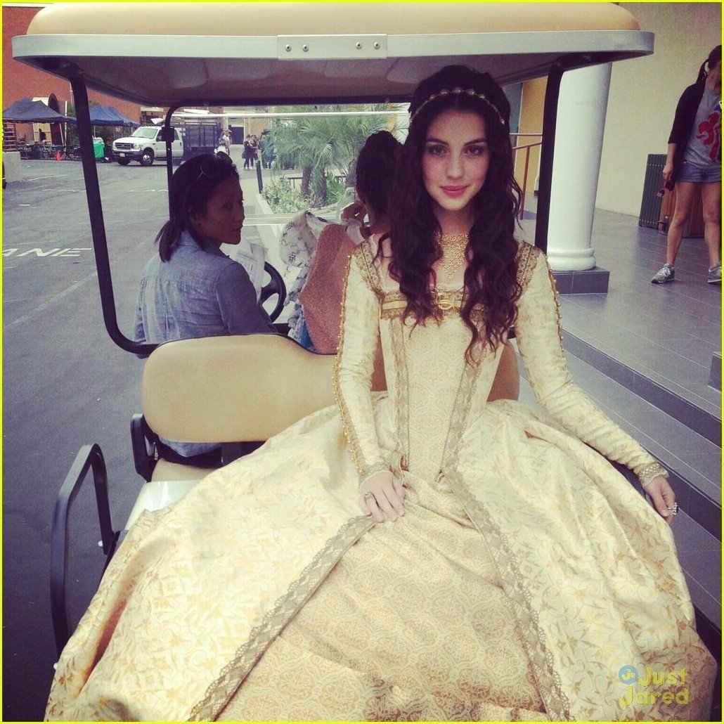 Celebrity Adelaide Kane Image