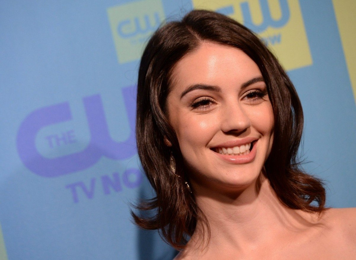 Celebrity Adelaide Kane Image