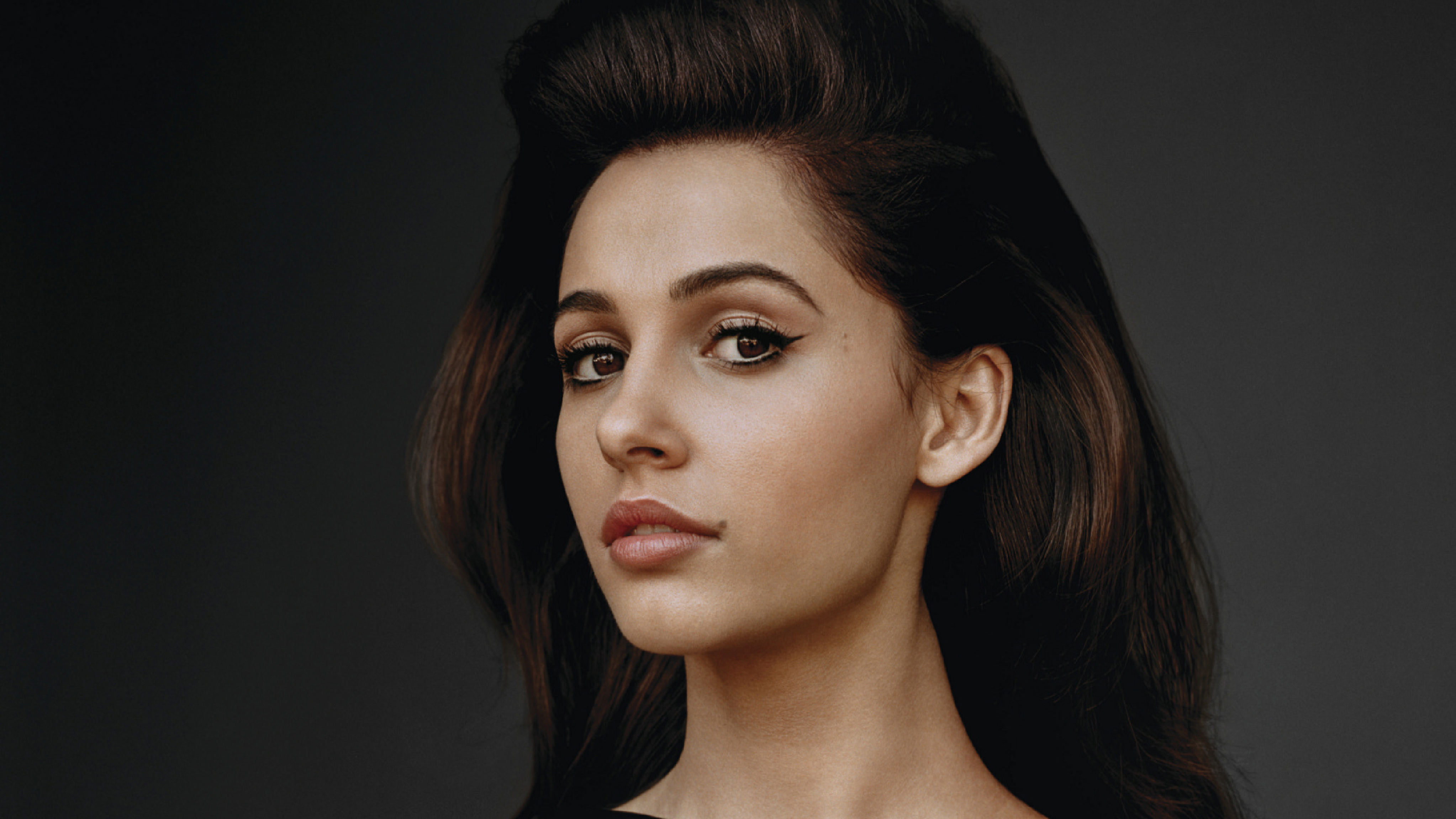Naomi Scott: Actress, Singer, And Activist - jbkdmba