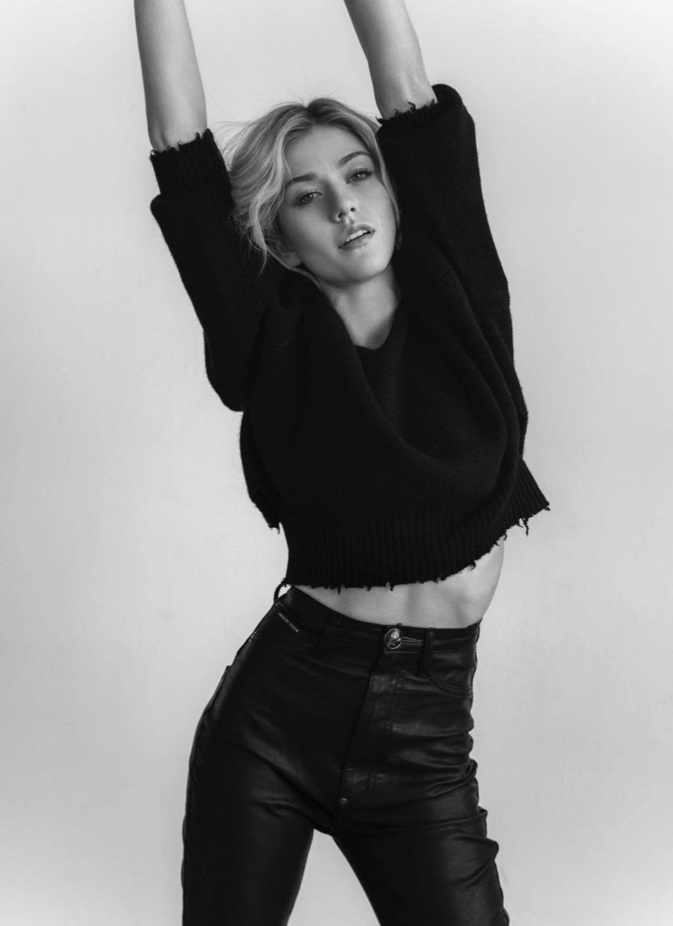 Celebrity Katherine McNamara Image