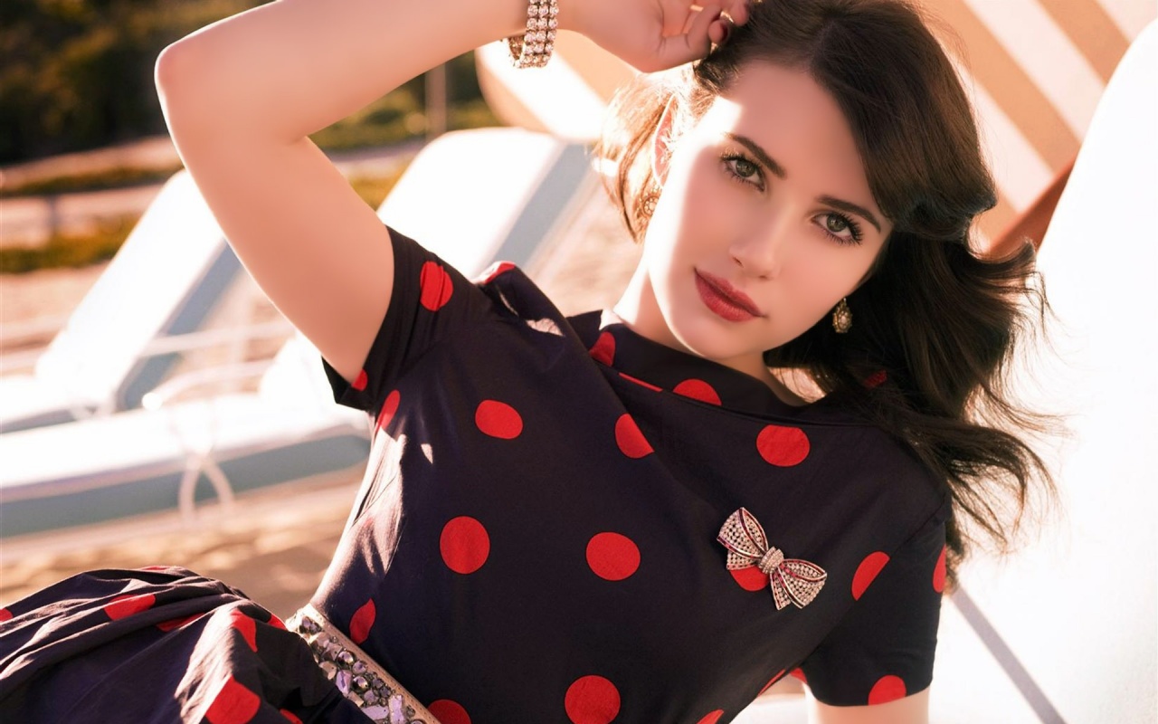 Emma Roberts Picture
