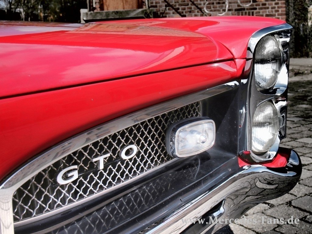 vehicle Pontiac Image