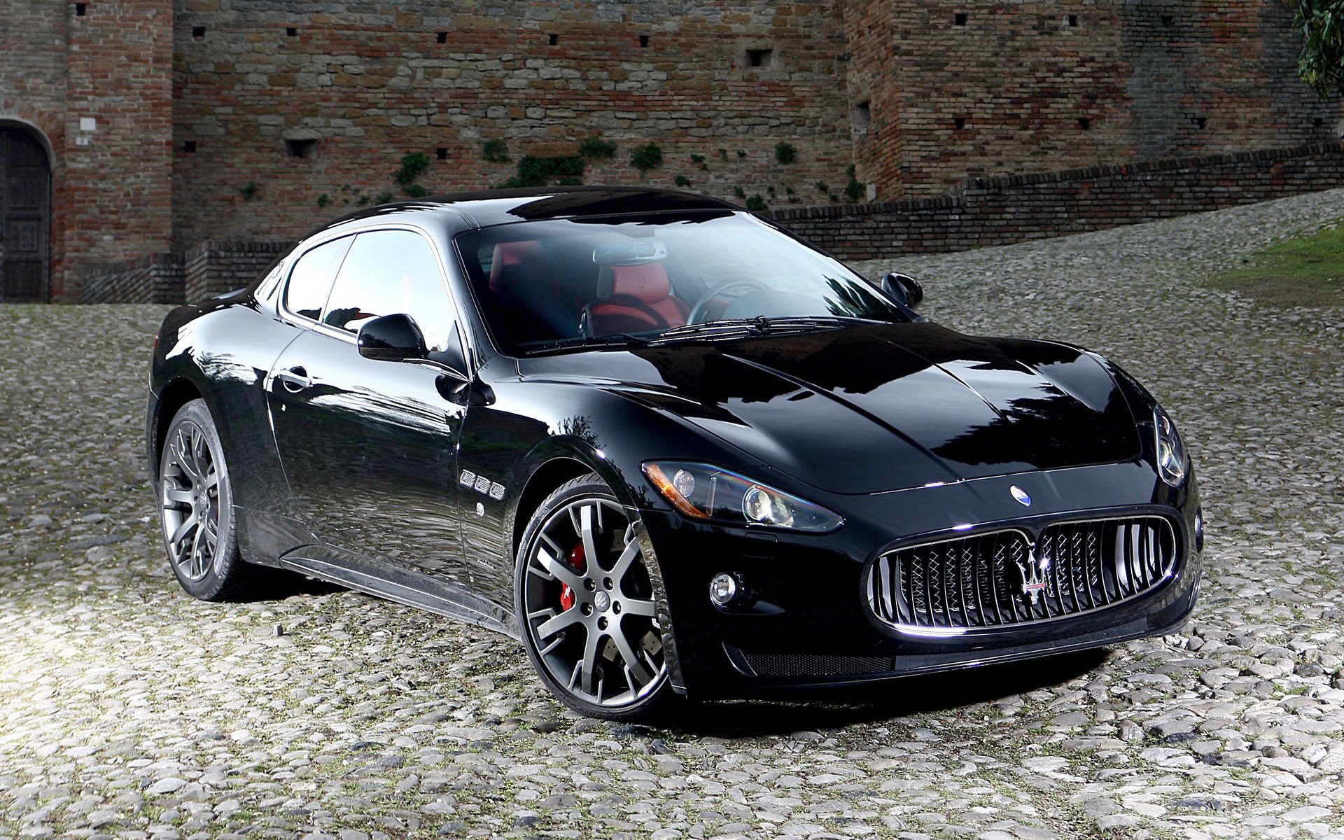 Download Vehicle Maserati Image
