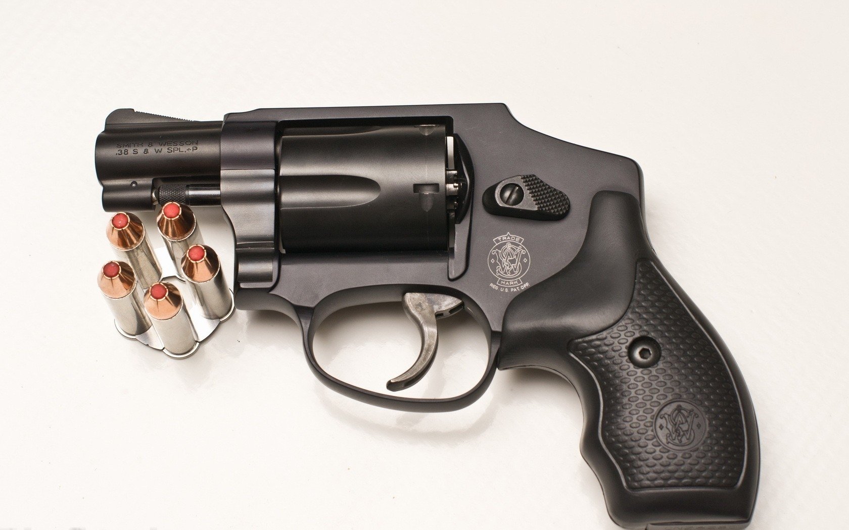  Gun