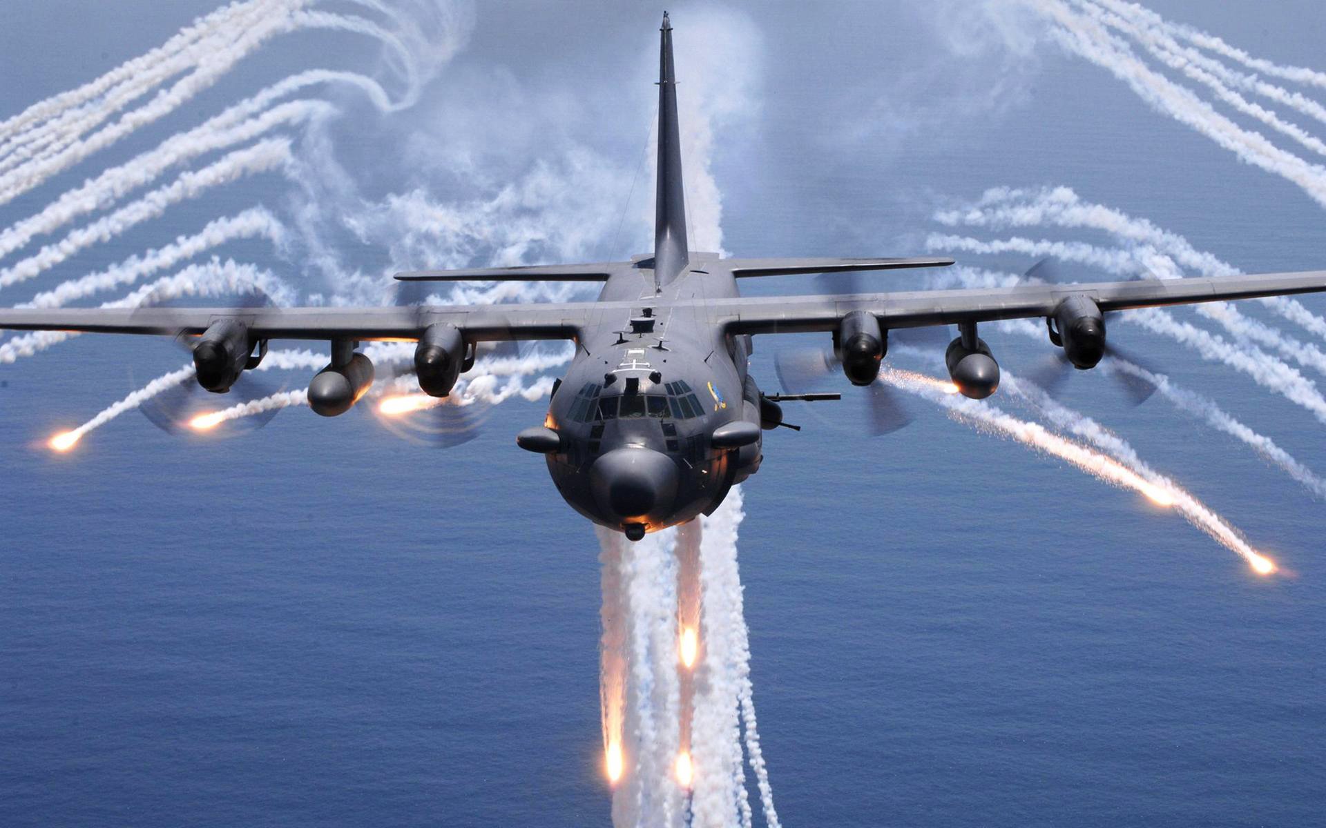 Download Military Lockheed AC-130 Image