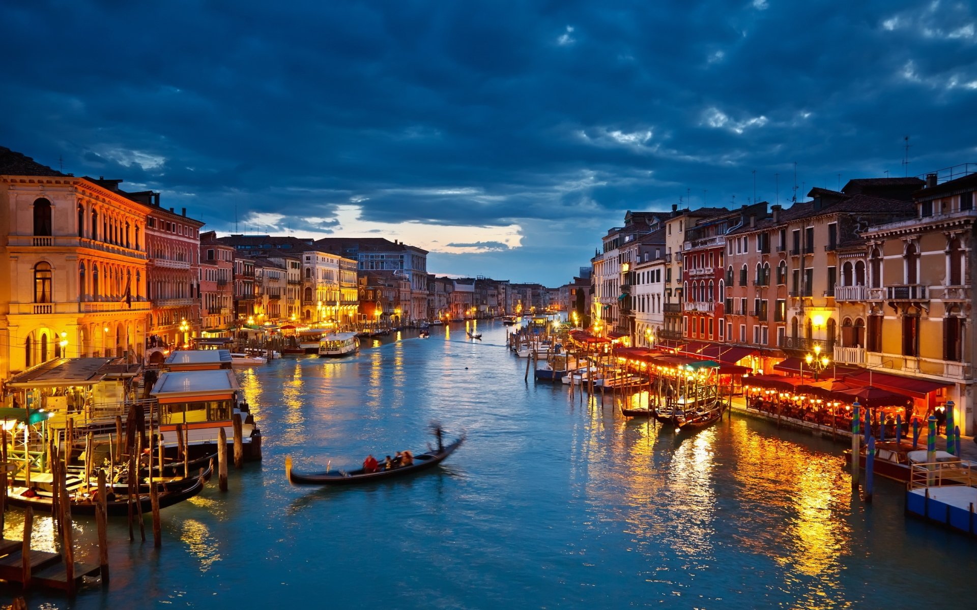 Download Man Made Venice Image