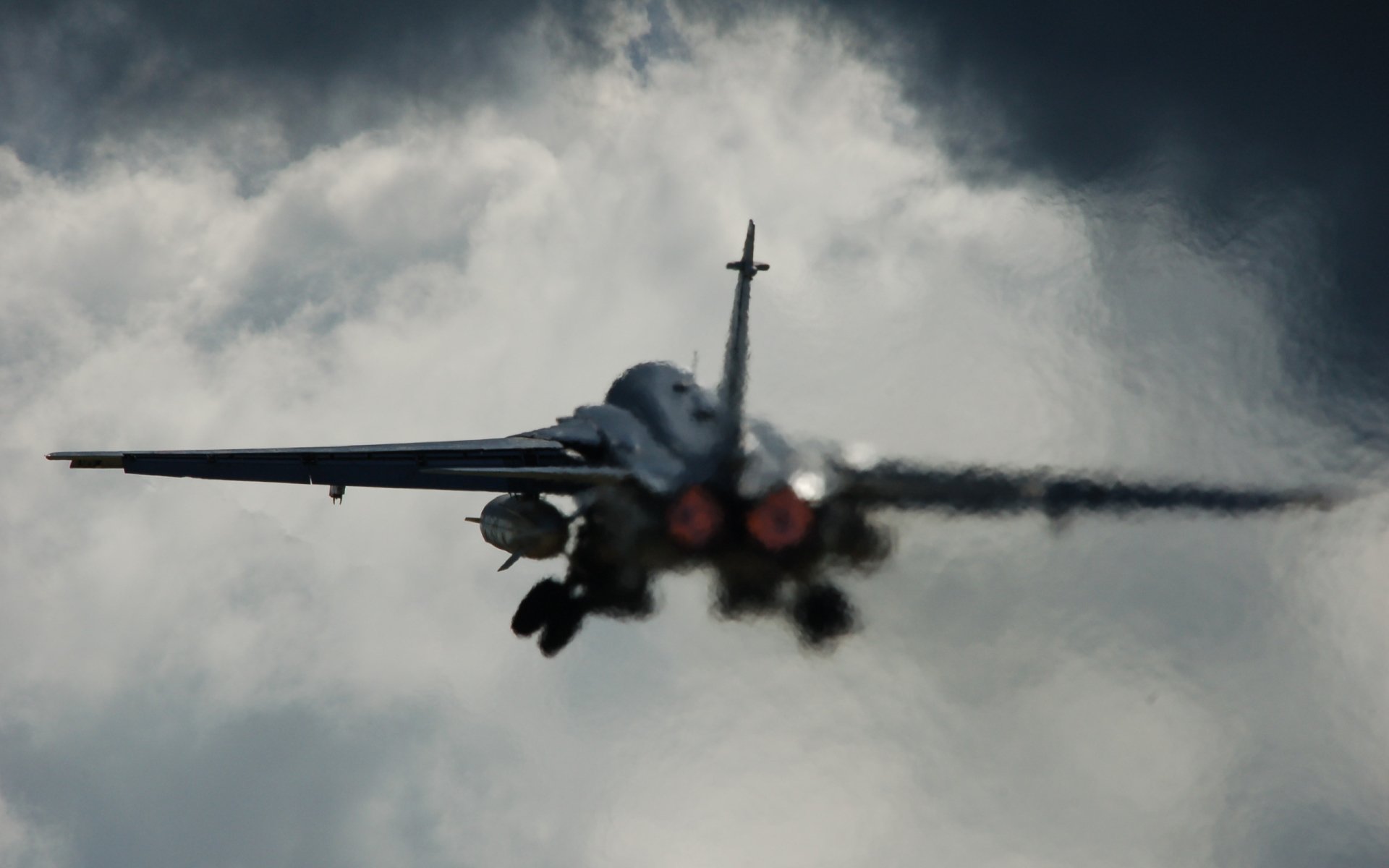 military sukhoi su-24 Image