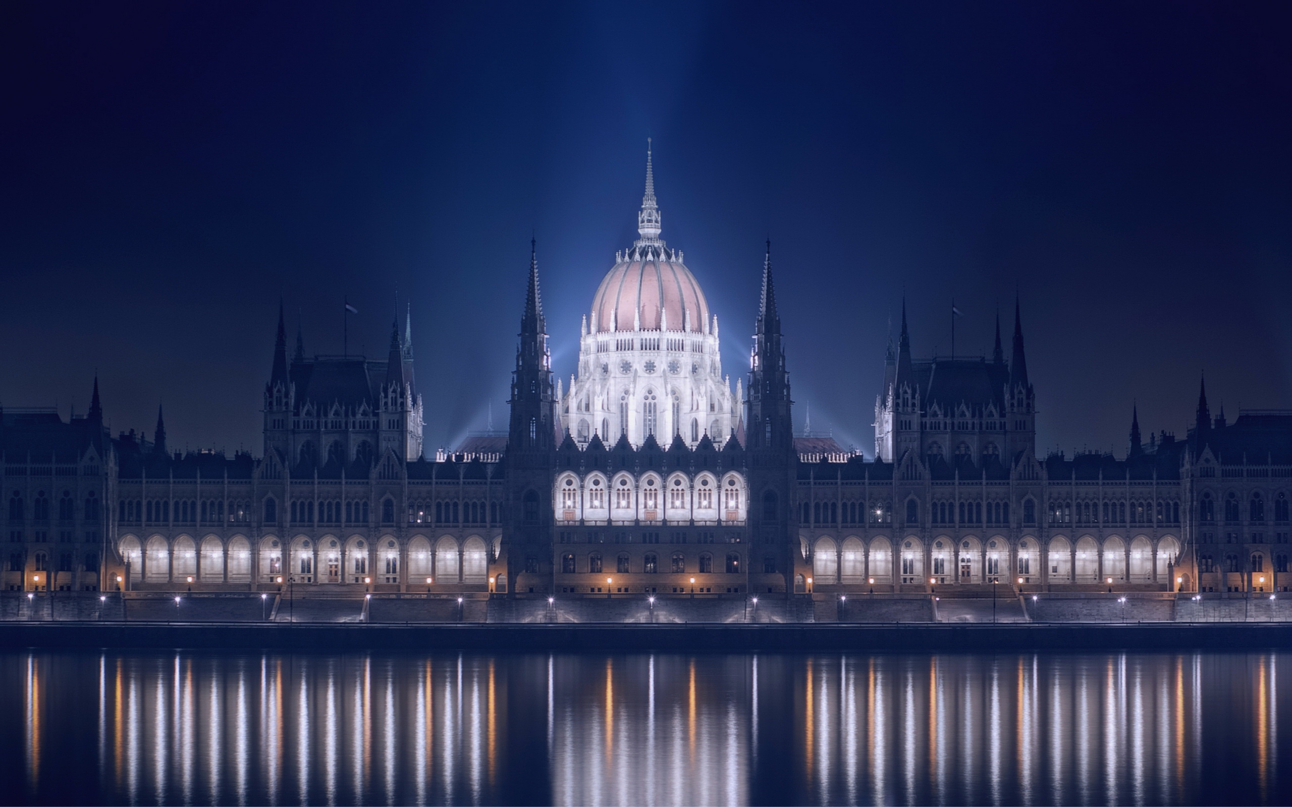 Hungarian Parliament Building Picture