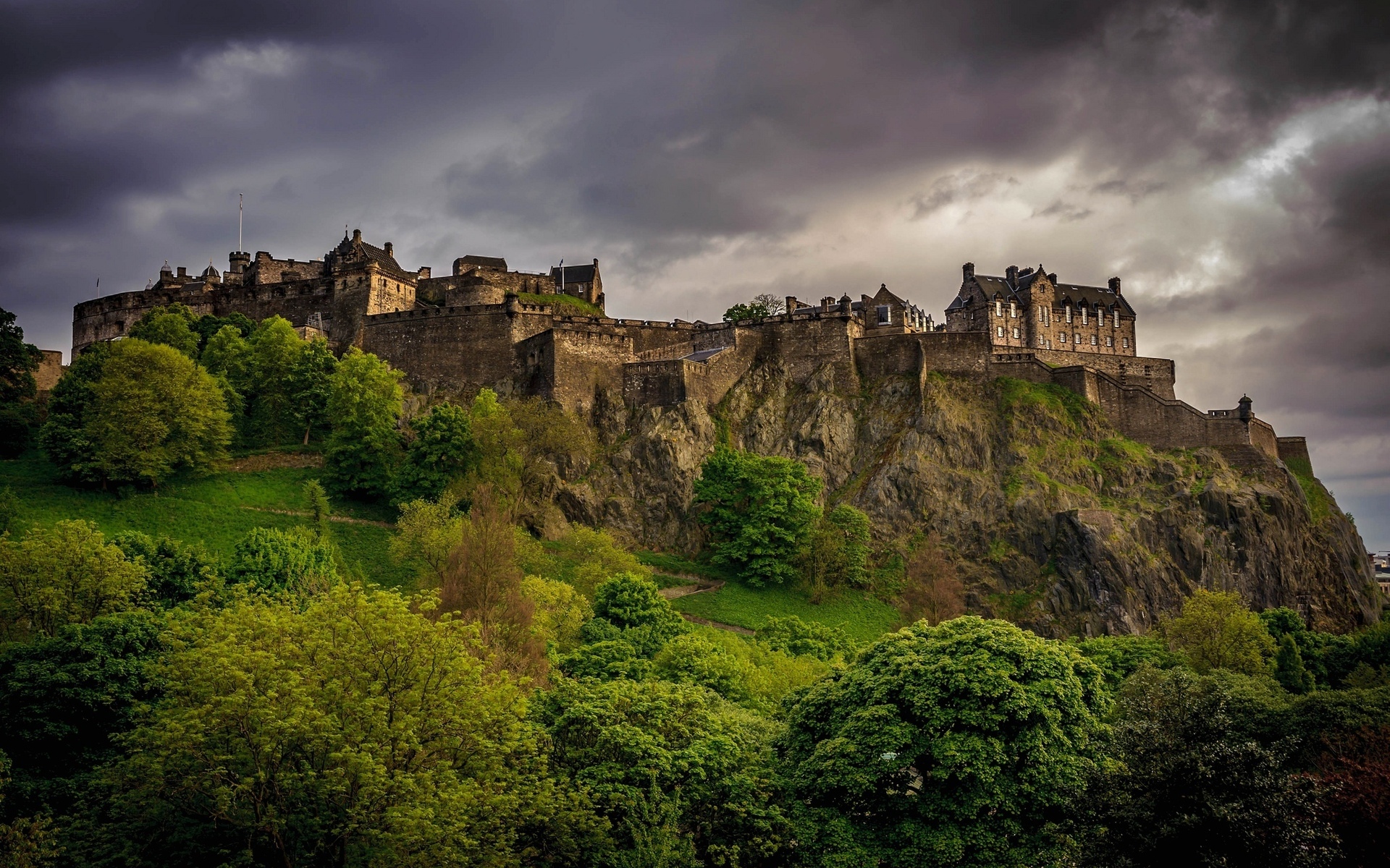 Edinburgh Castle Picture