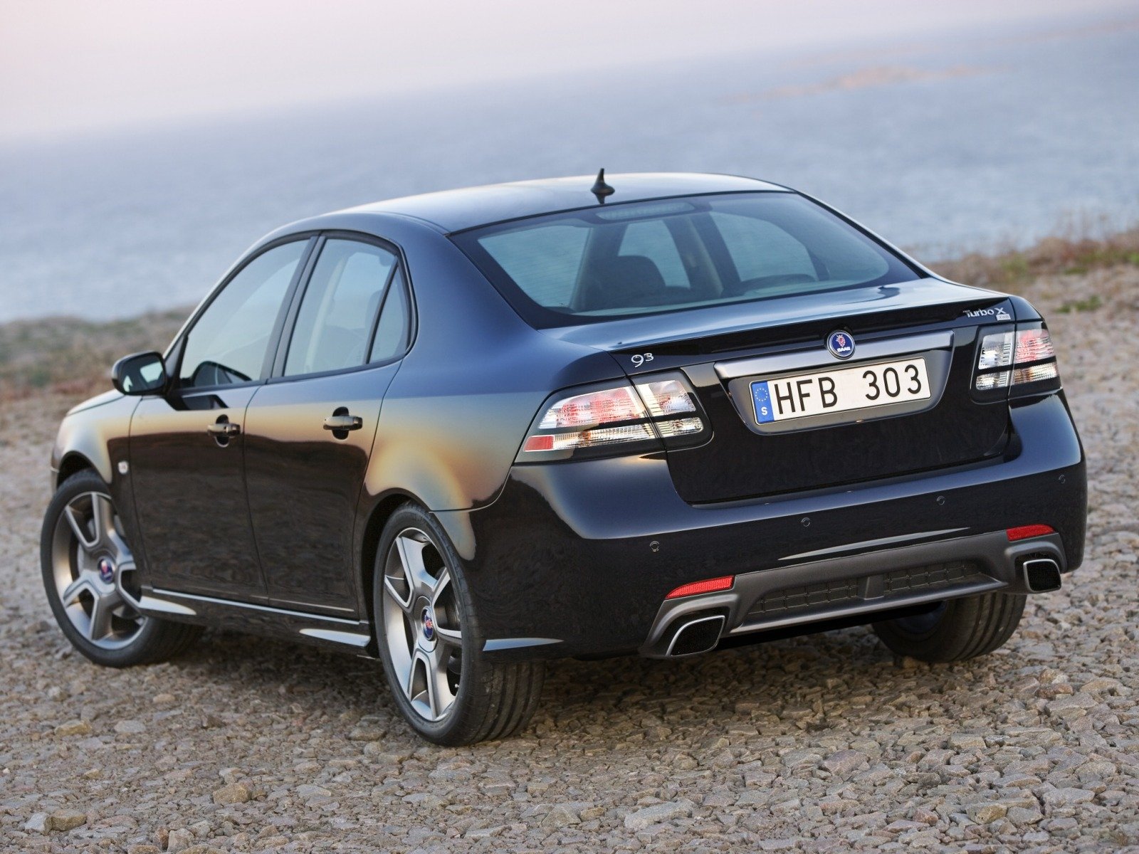 Download Vehicle Saab Image