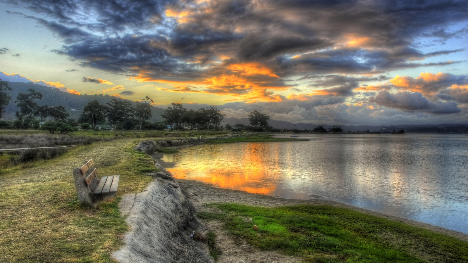 lakeside-image-abyss