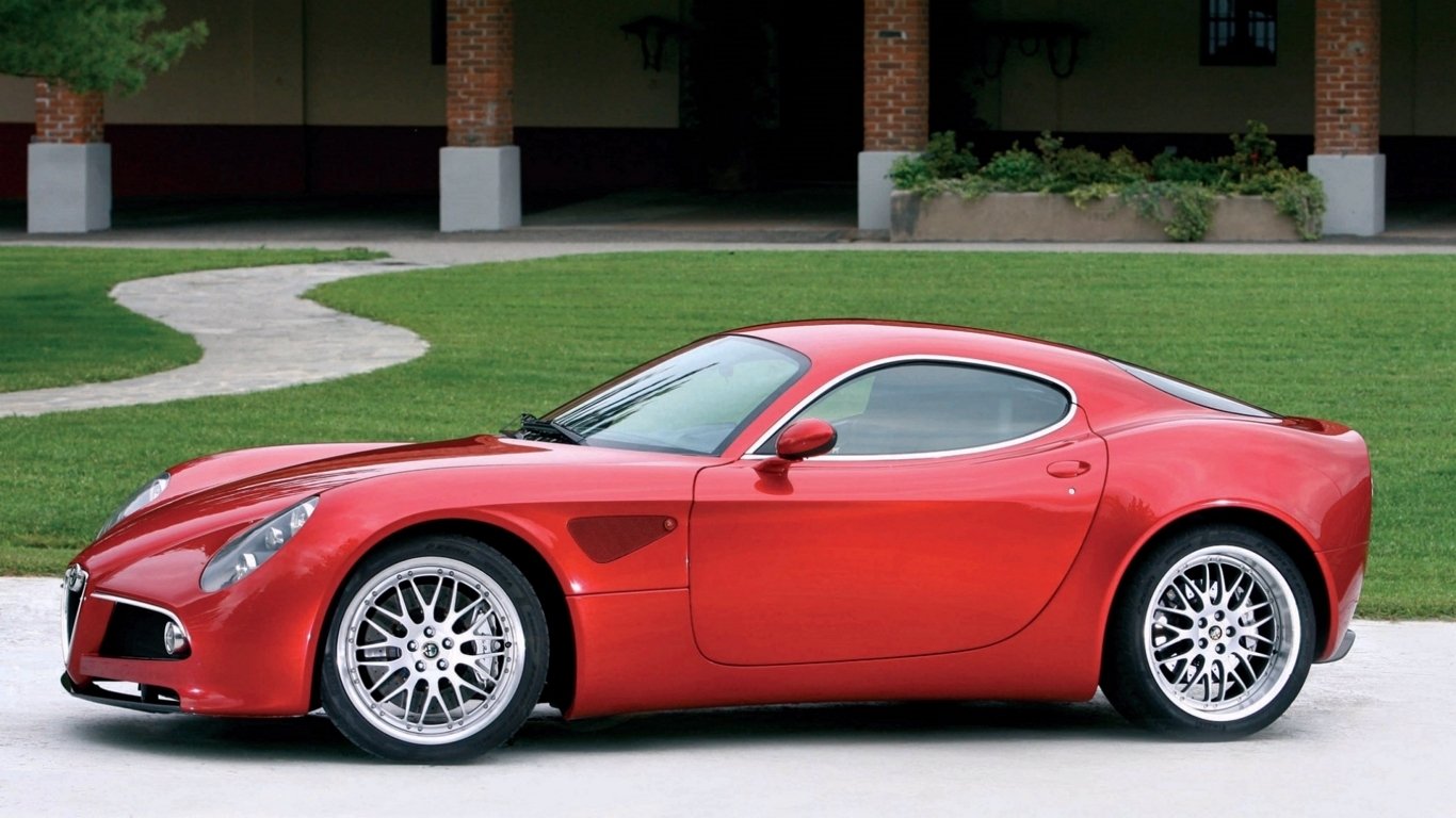 vehicle alfa romeo 8C Image