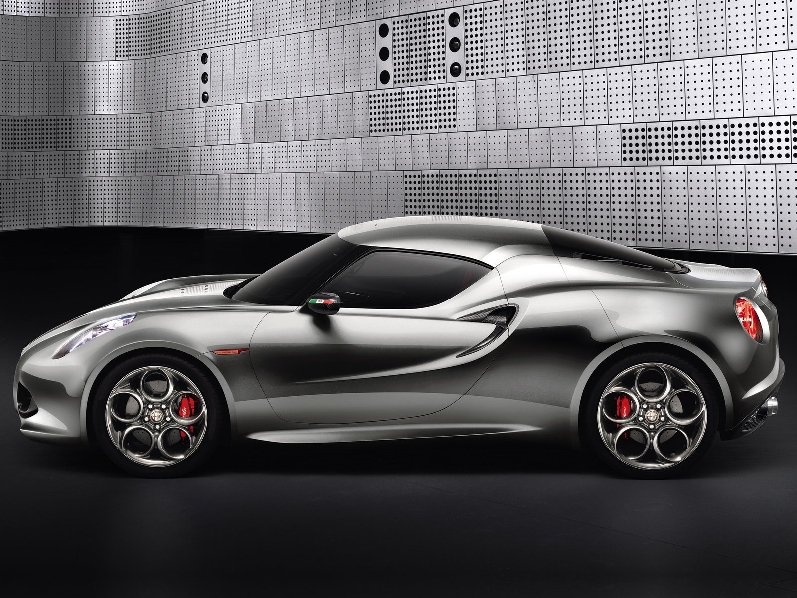 vehicle Alfa Romeo 4C Image