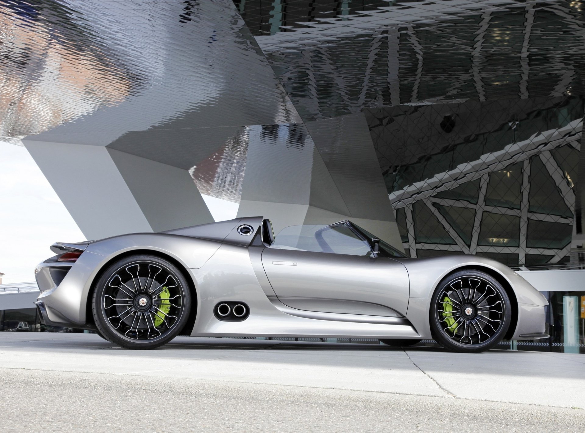 vehicle Porsche 918 Spyder Image