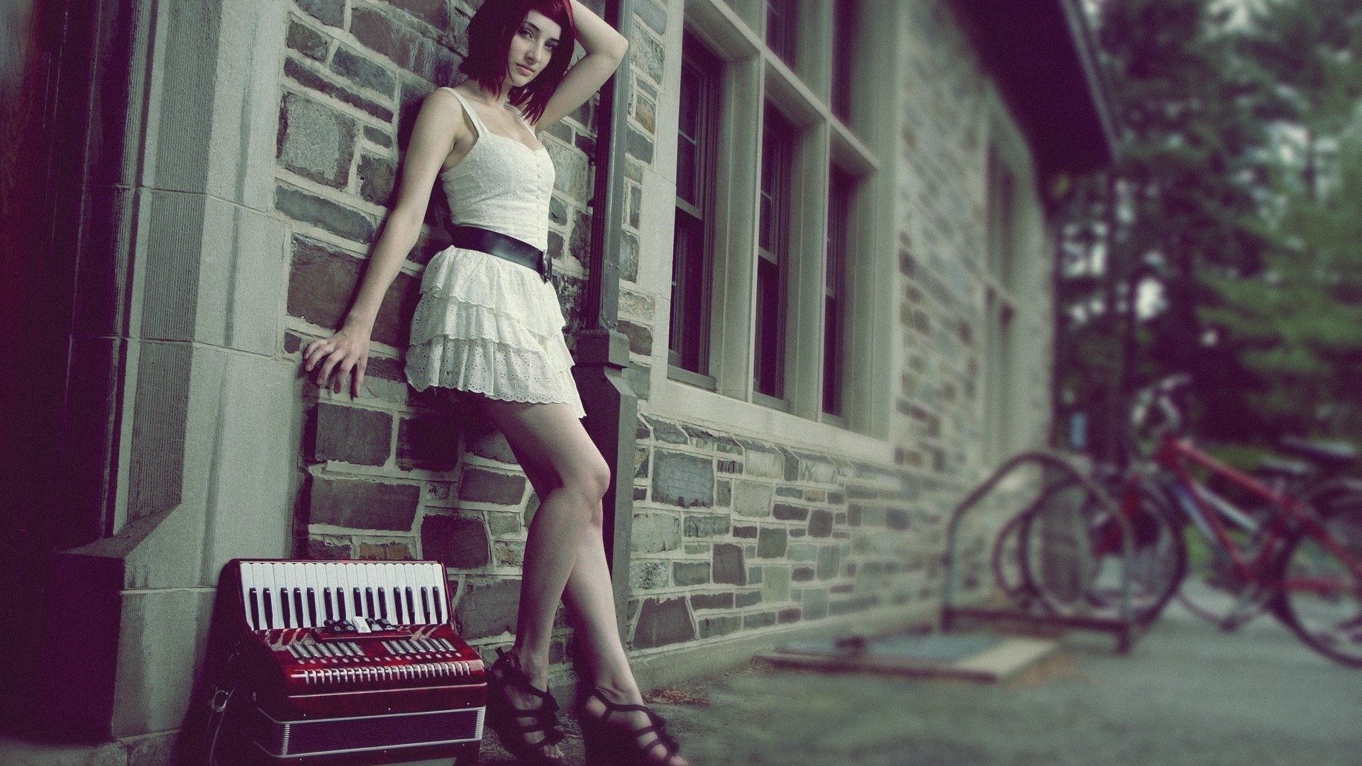 Download Celebrity Susan Coffey Image