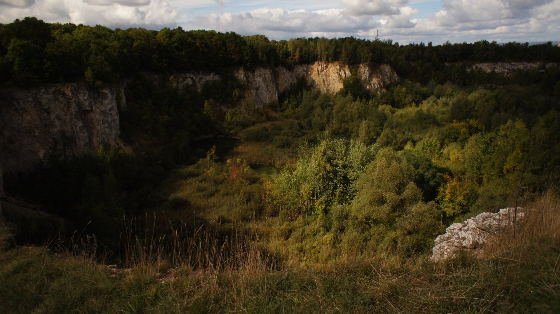 Trail of Krakow pearls