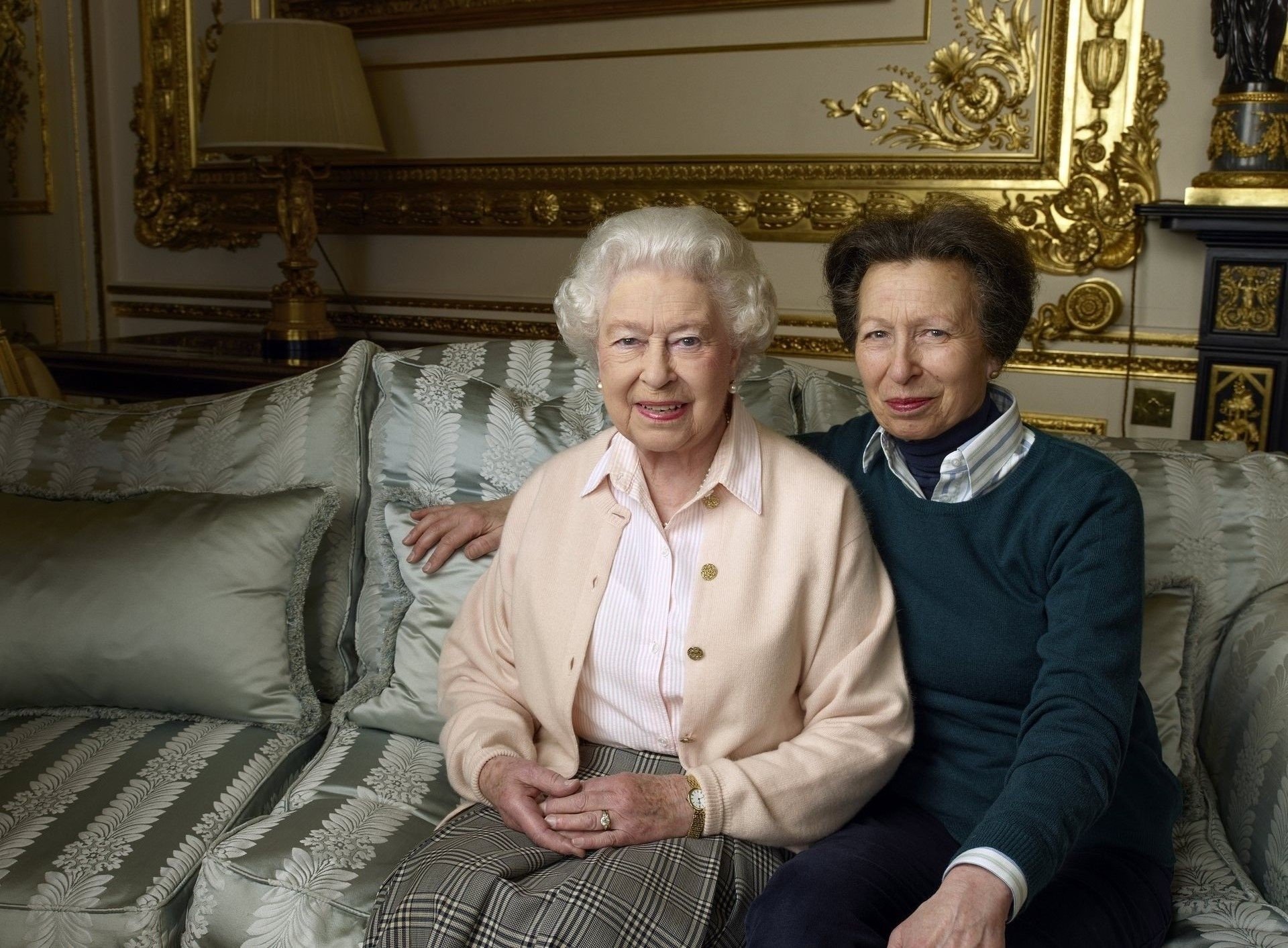  Queen Elizabeth II with her daughter, princess Anne