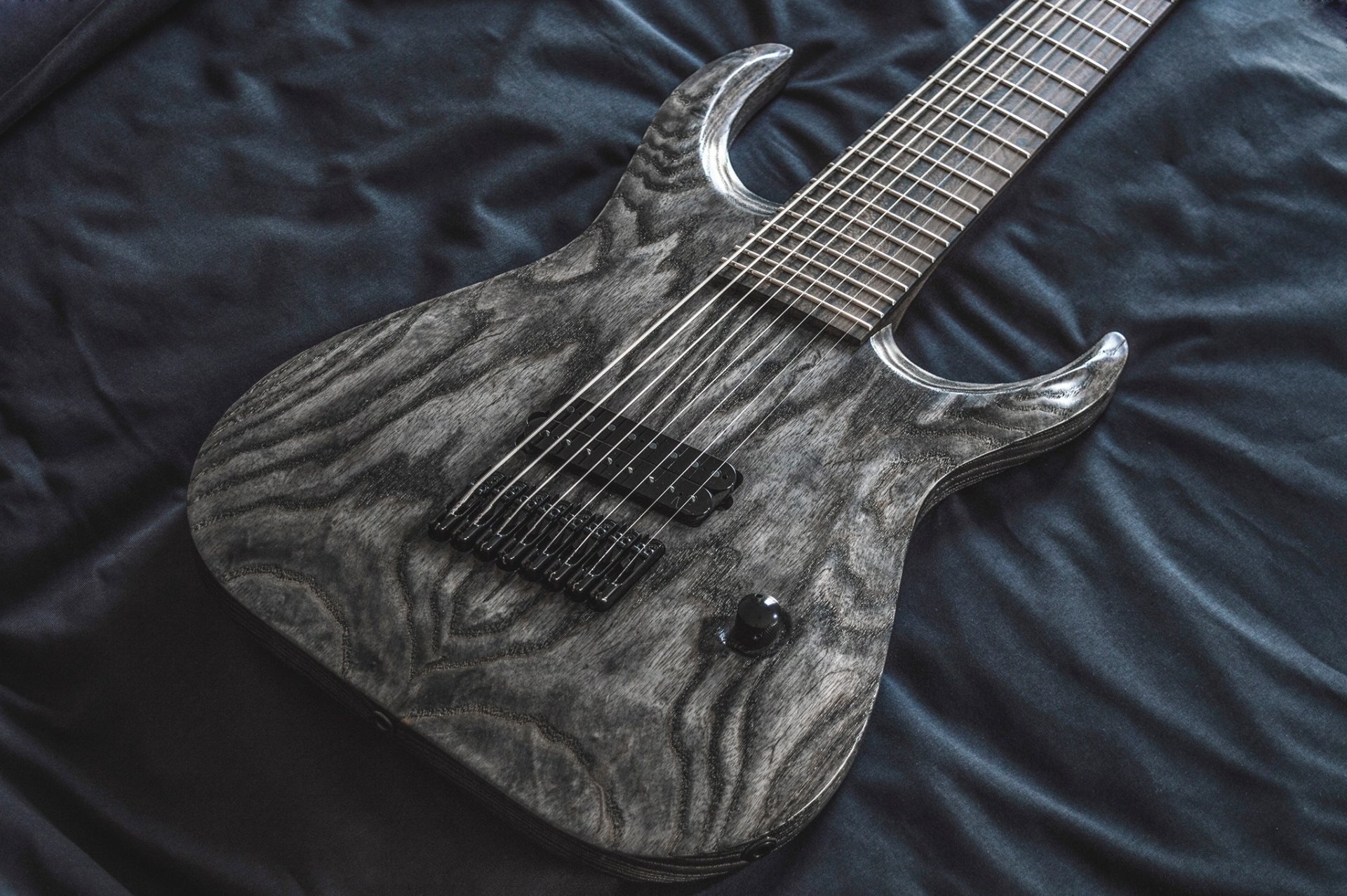  STK Guitars