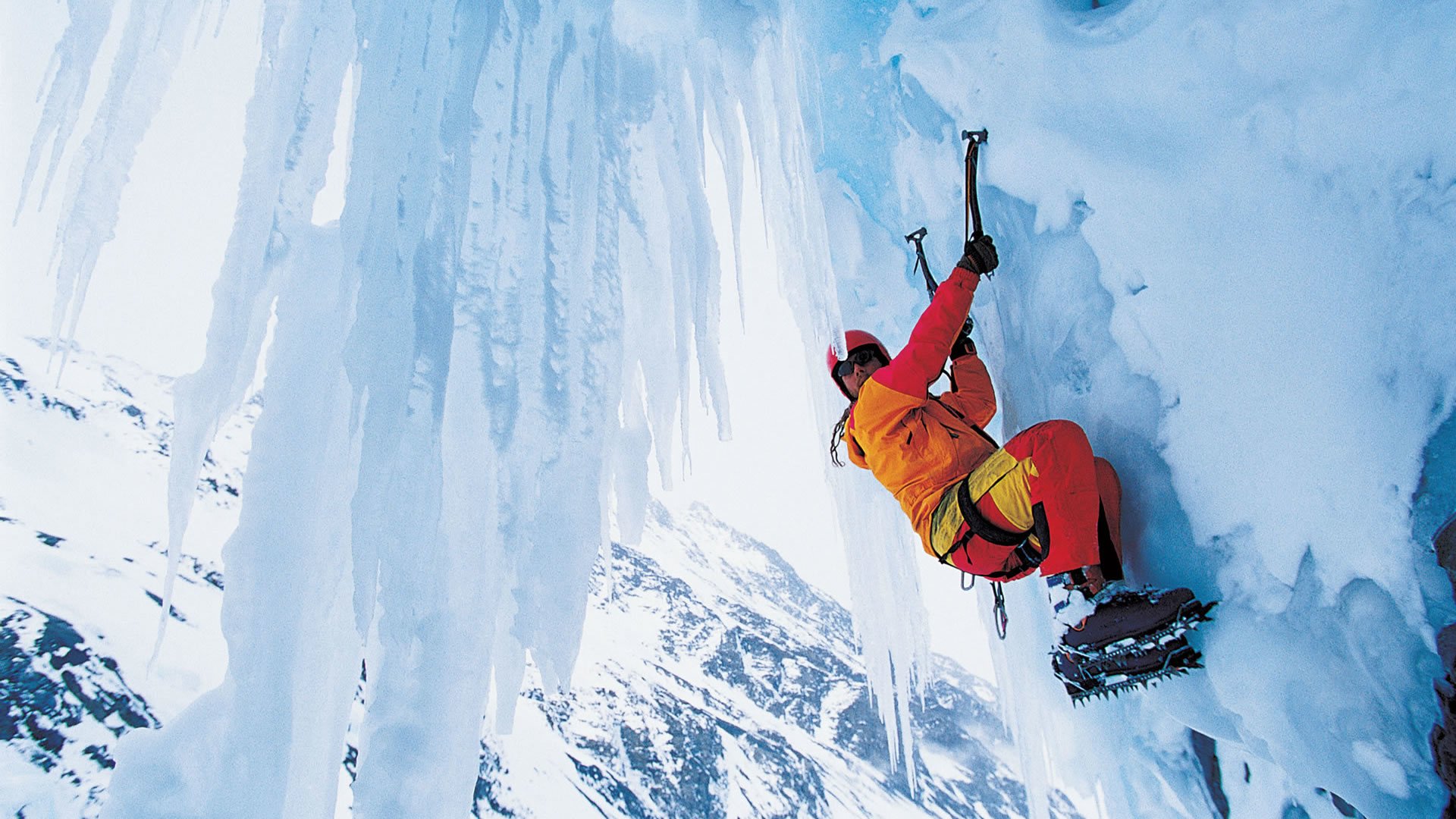 climbing up a wall of ice Image - ID: 291944 - Image Abyss