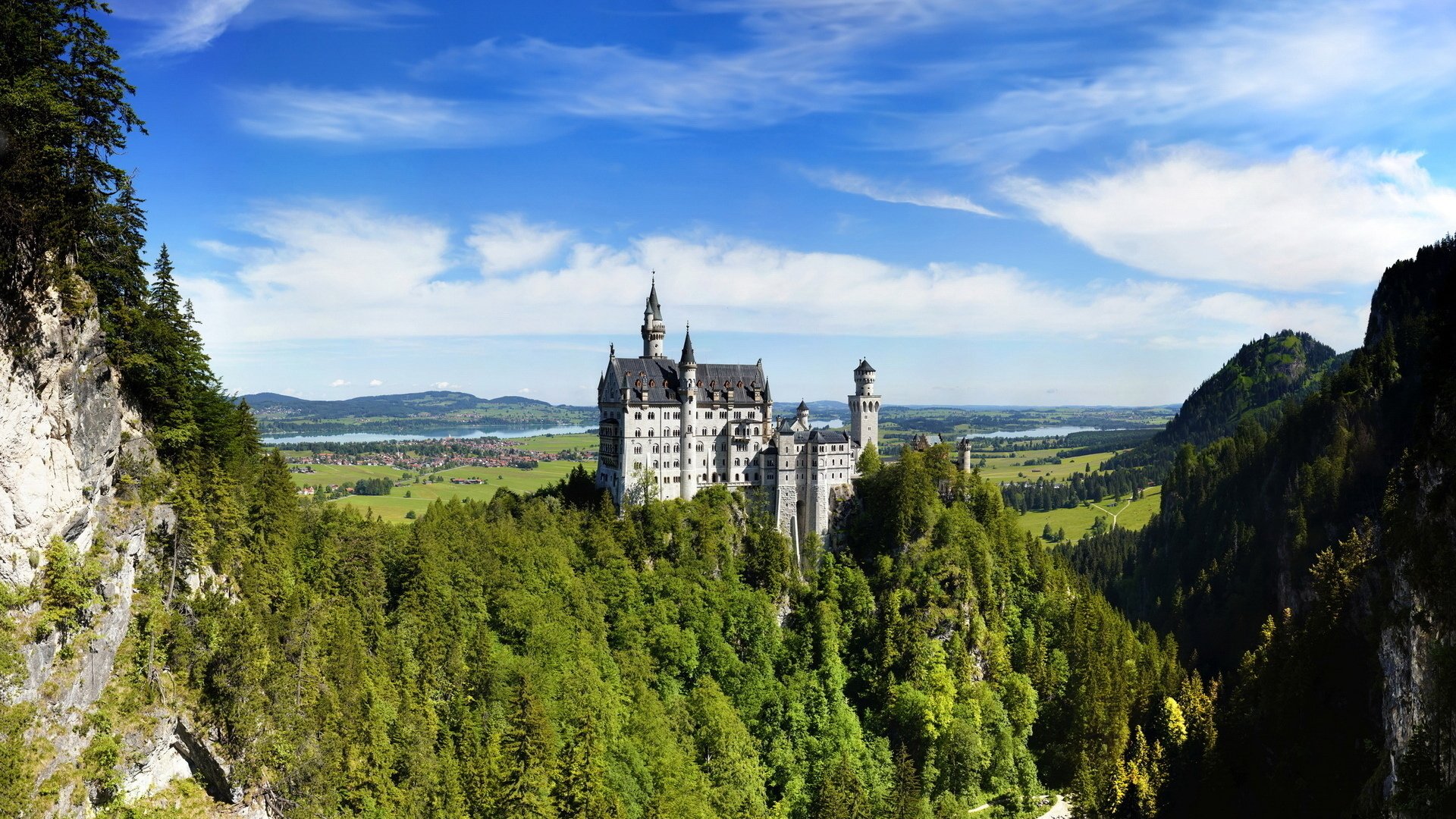 Download Man Made Neuschwanstein Castle Image